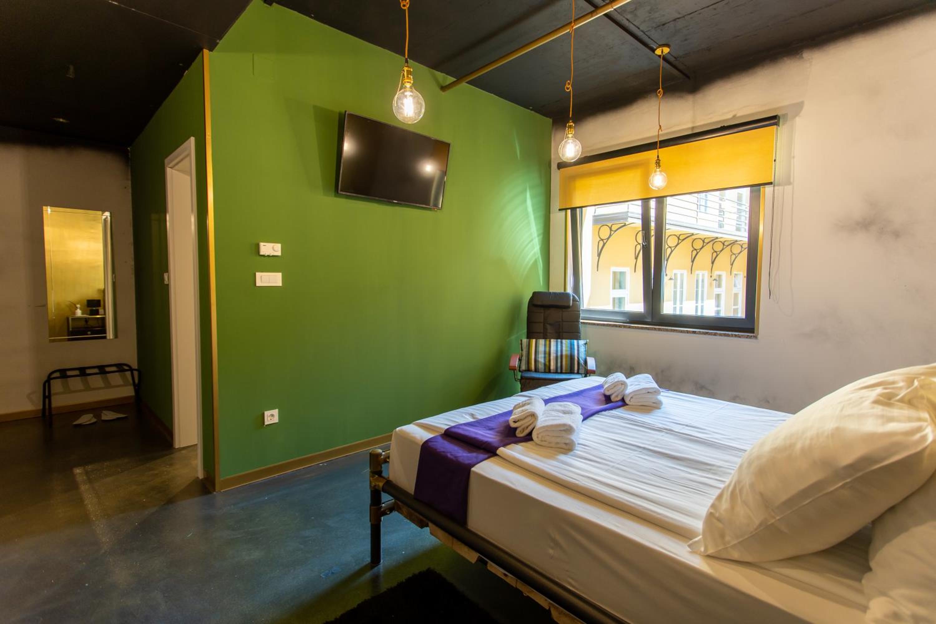 Double Room with Garden View - Photo 7
