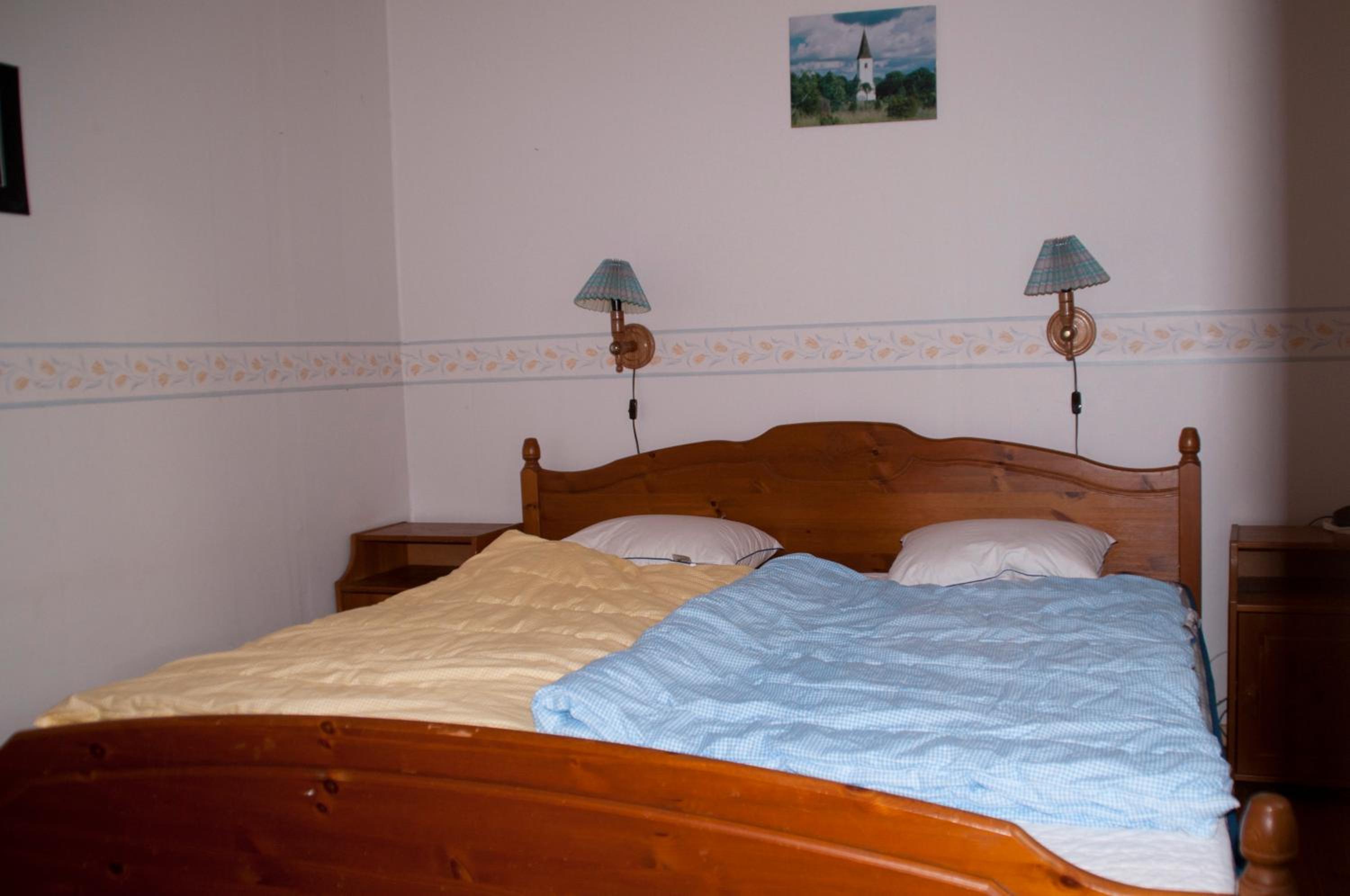 Three-Bedroom Cottage photo 2