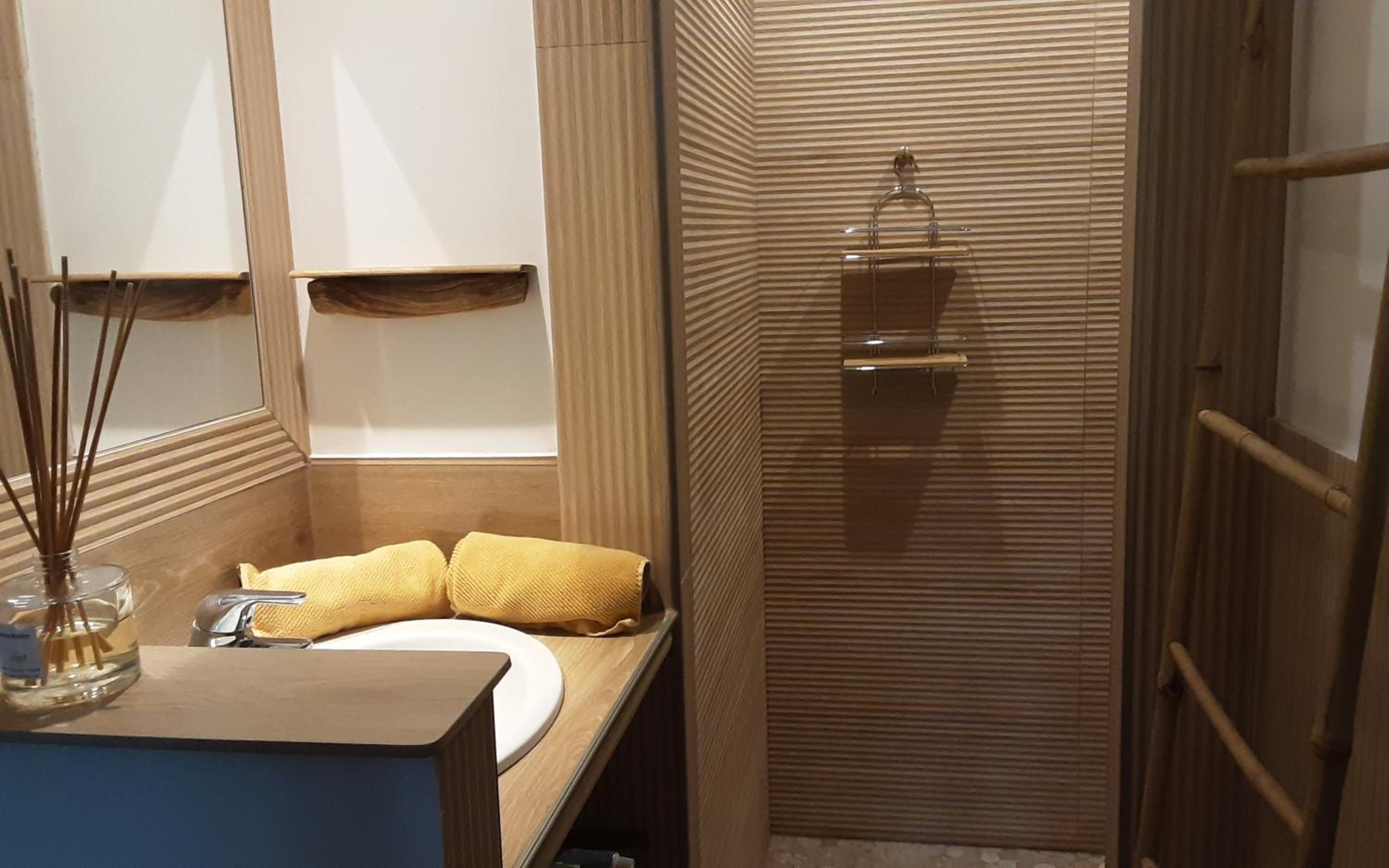 Double Room with Garden View - Photo 4
