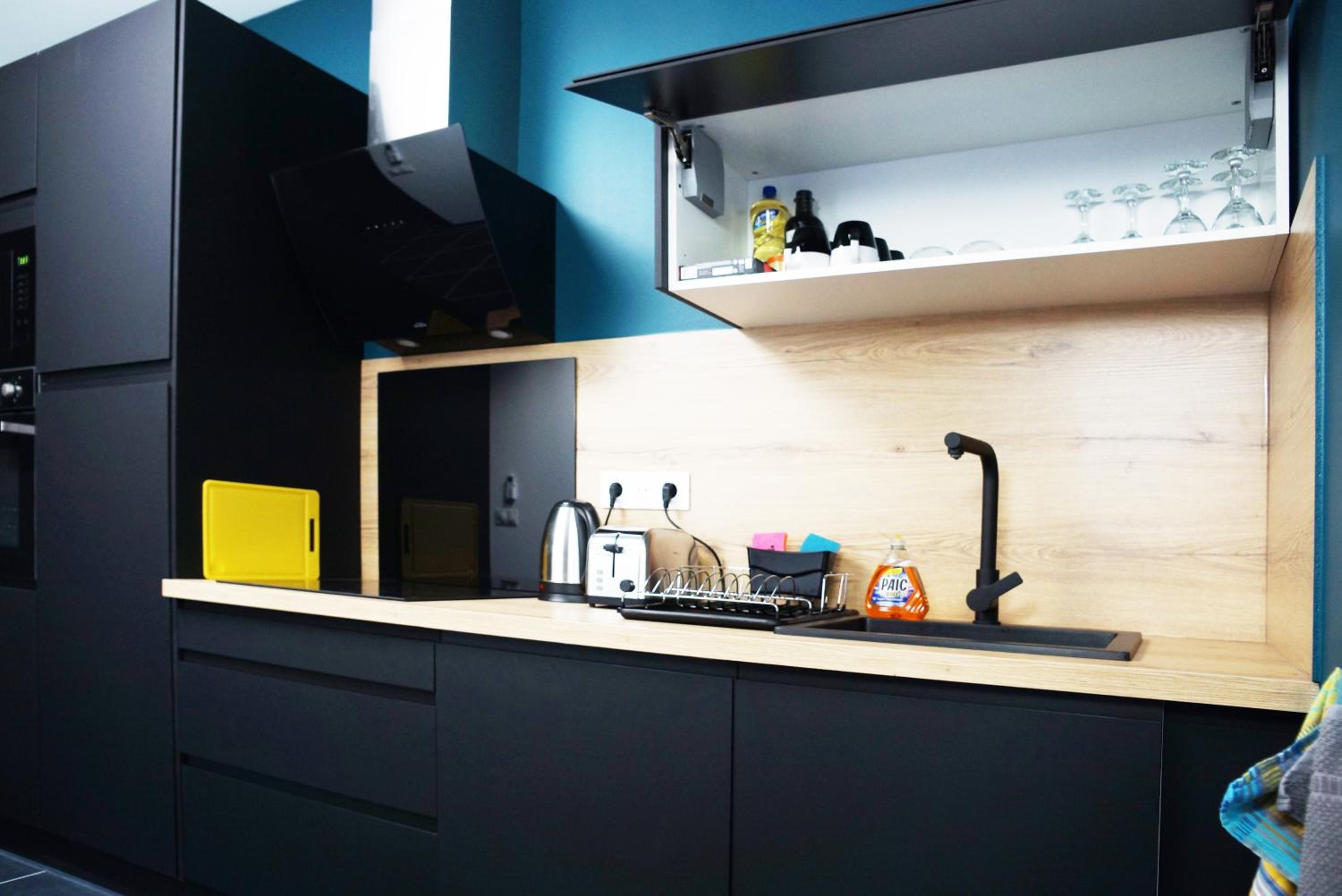 Three-Bedroom Apartment - Photo 9