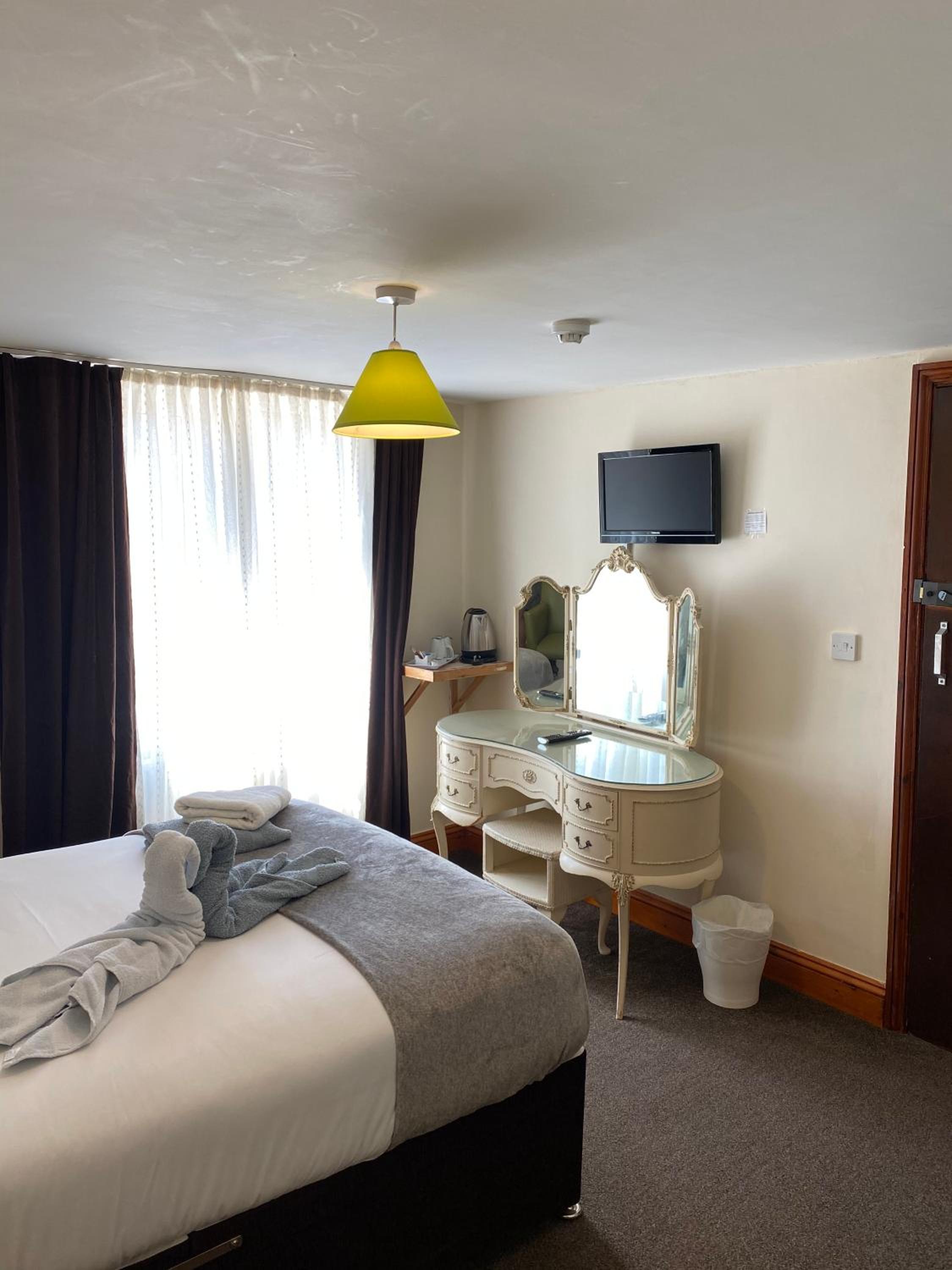 Double Room - Photo 6