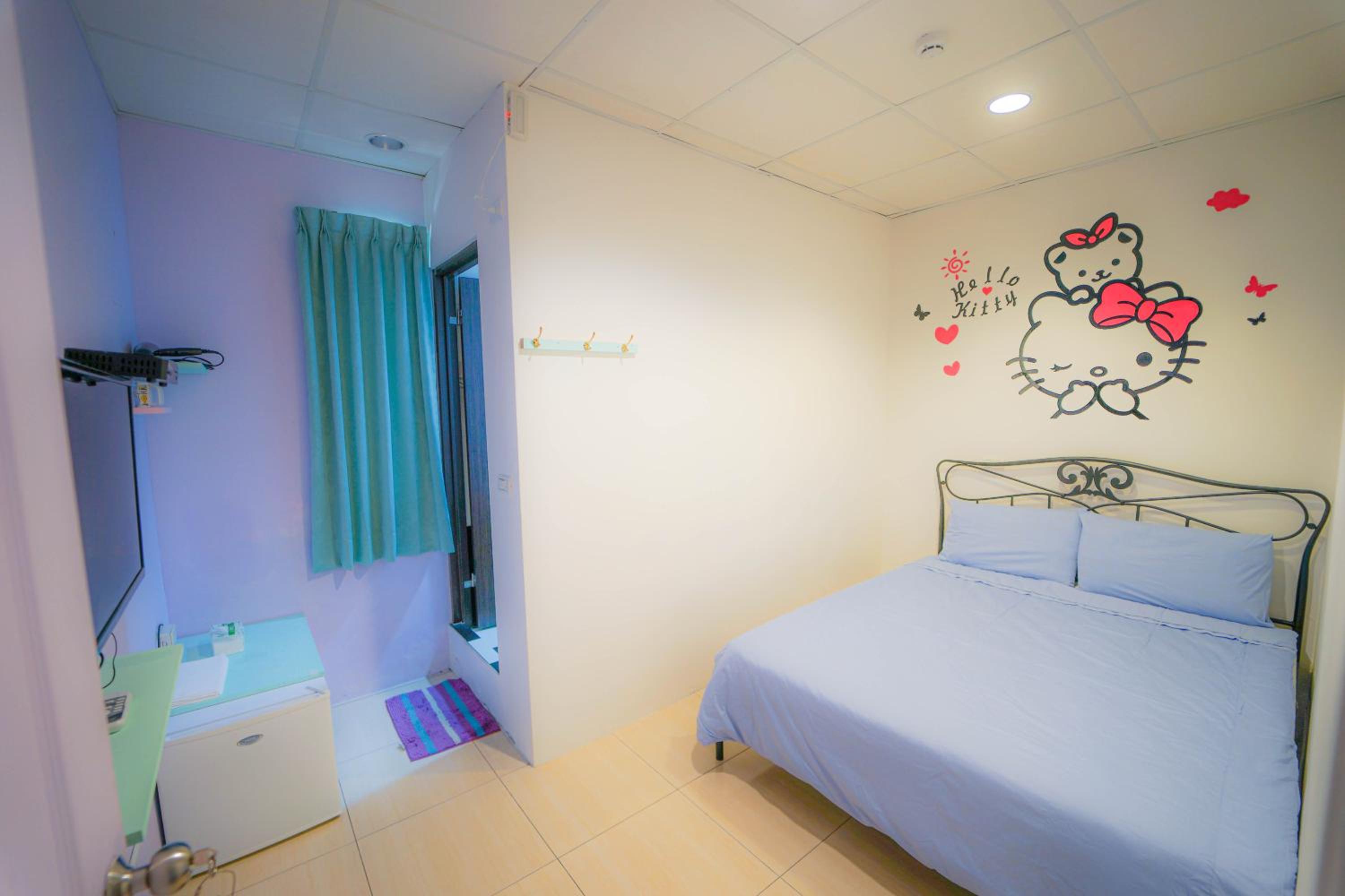 Deluxe Double Room with Shower photo 3