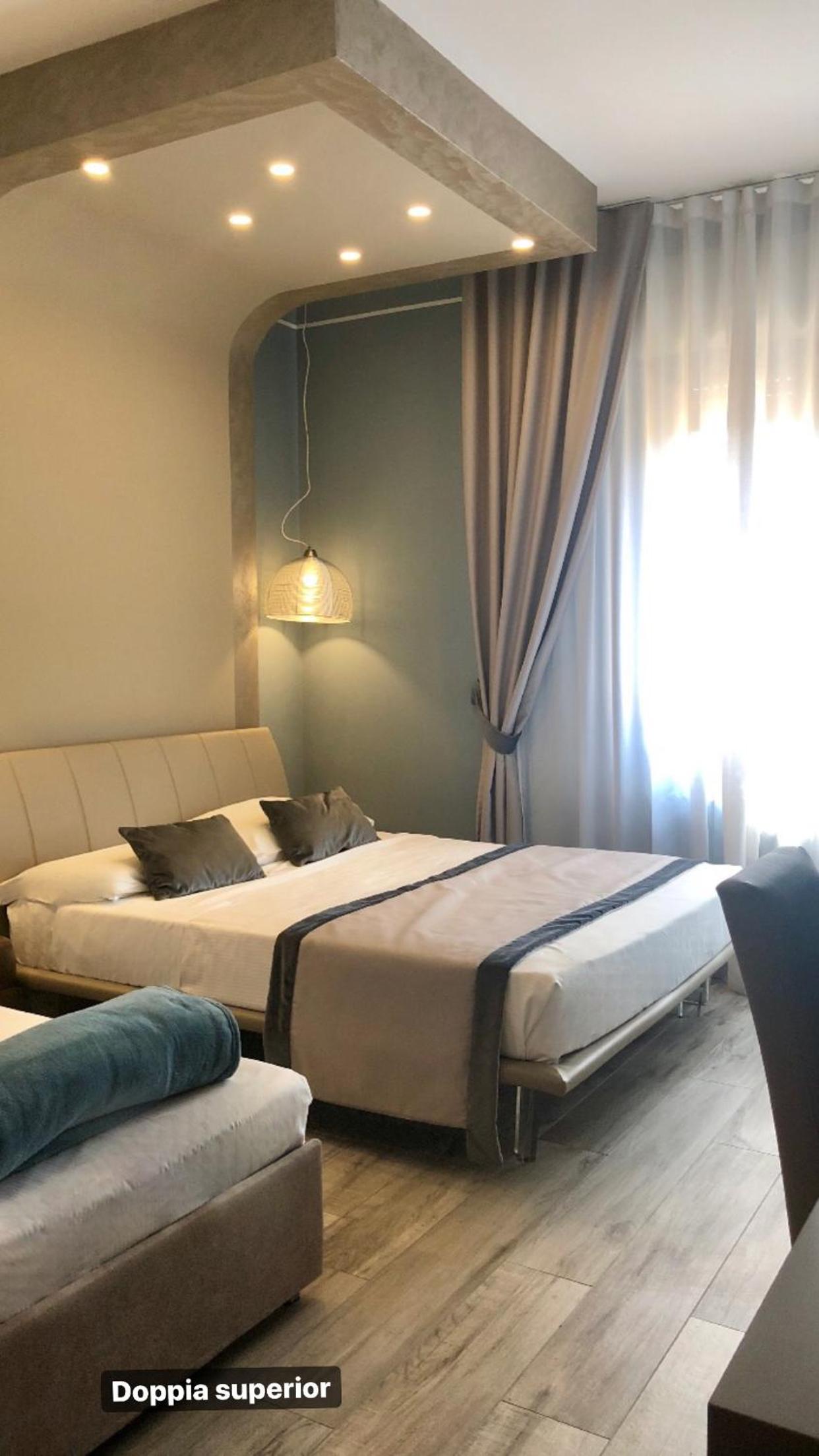 Superior Double Room - Photo 2