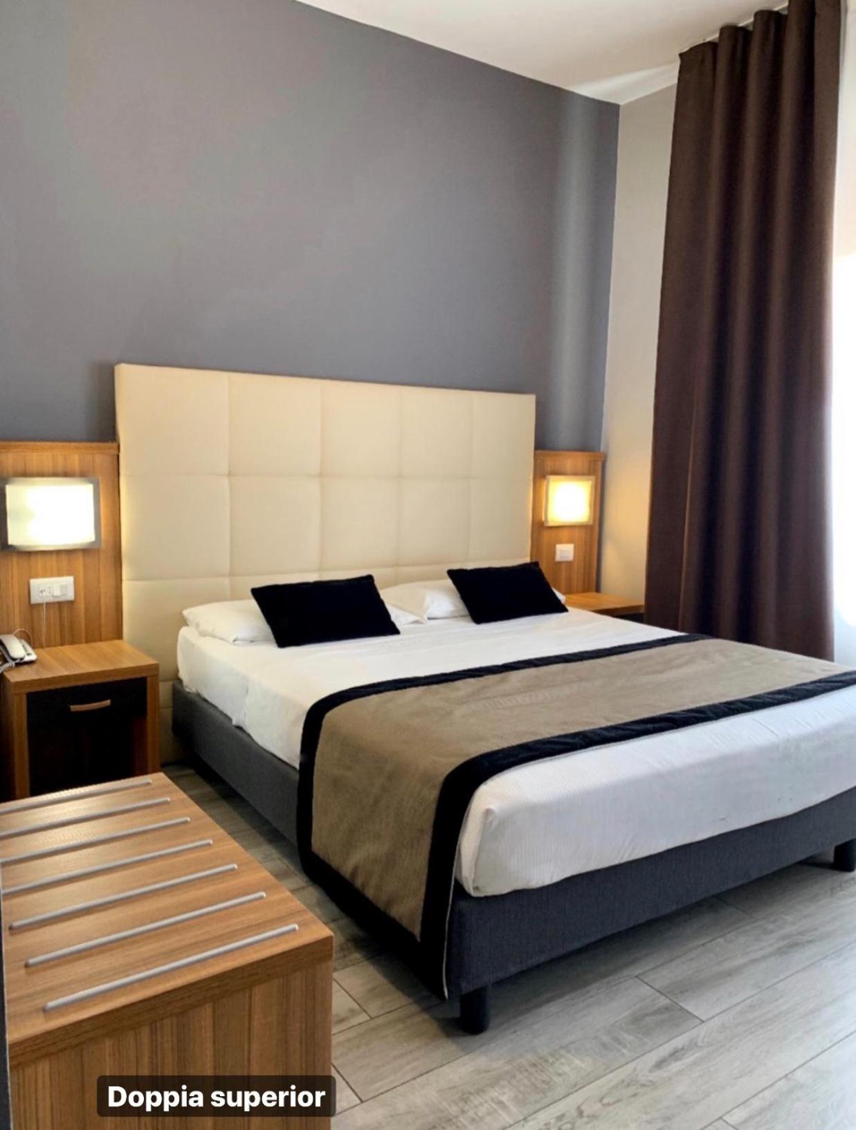 Superior Double Room - Photo 1