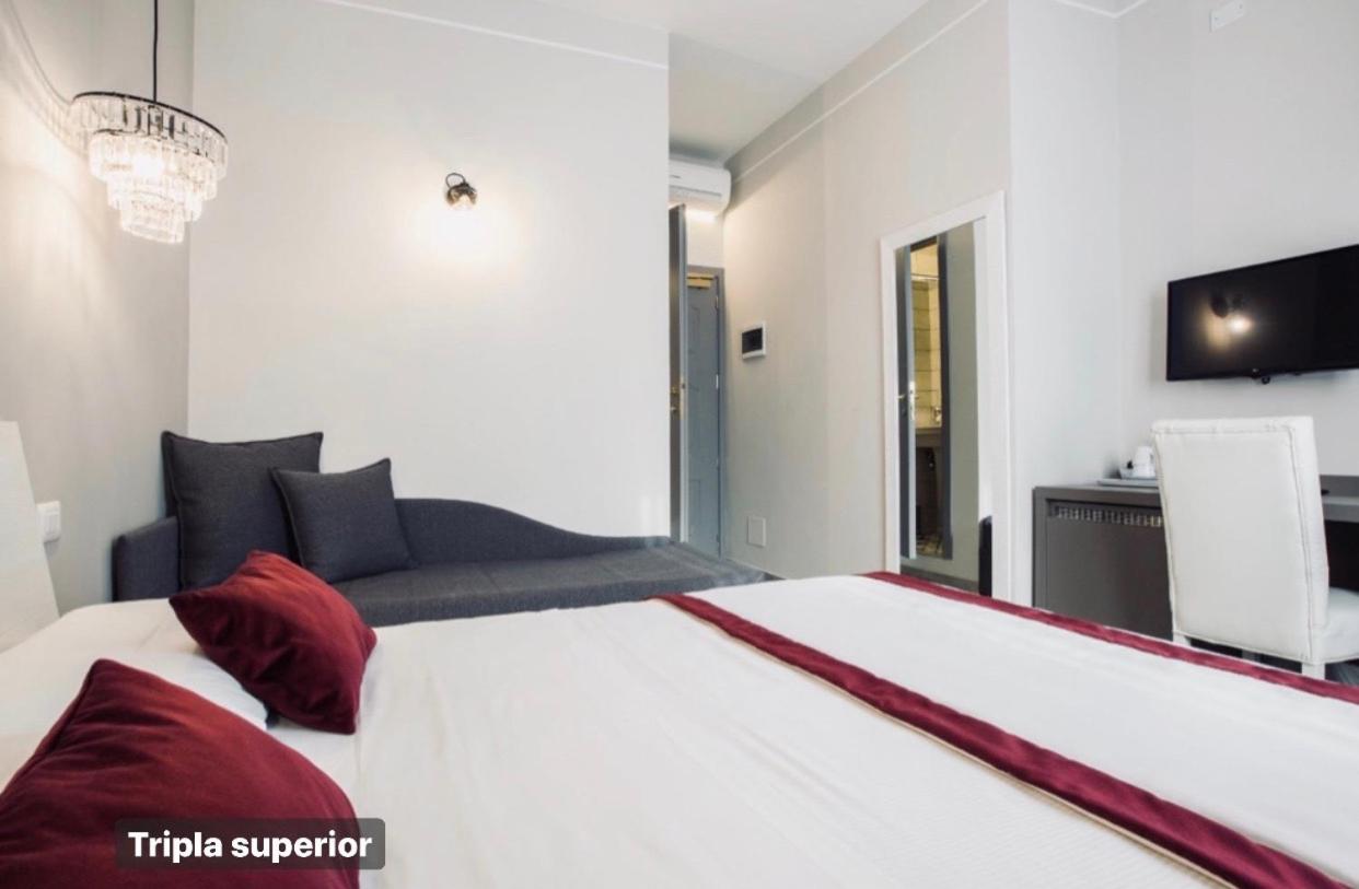 Superior Double Room - Photo 3