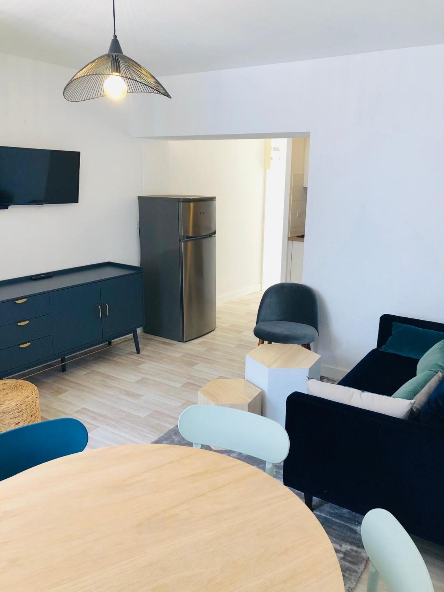 Apartment - Split Level