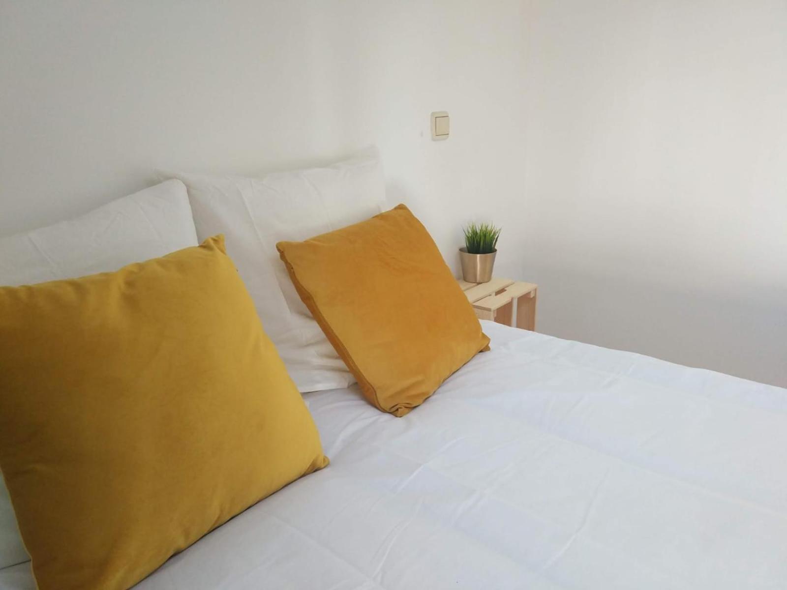 Two-Bedroom Apartment - Photo 3
