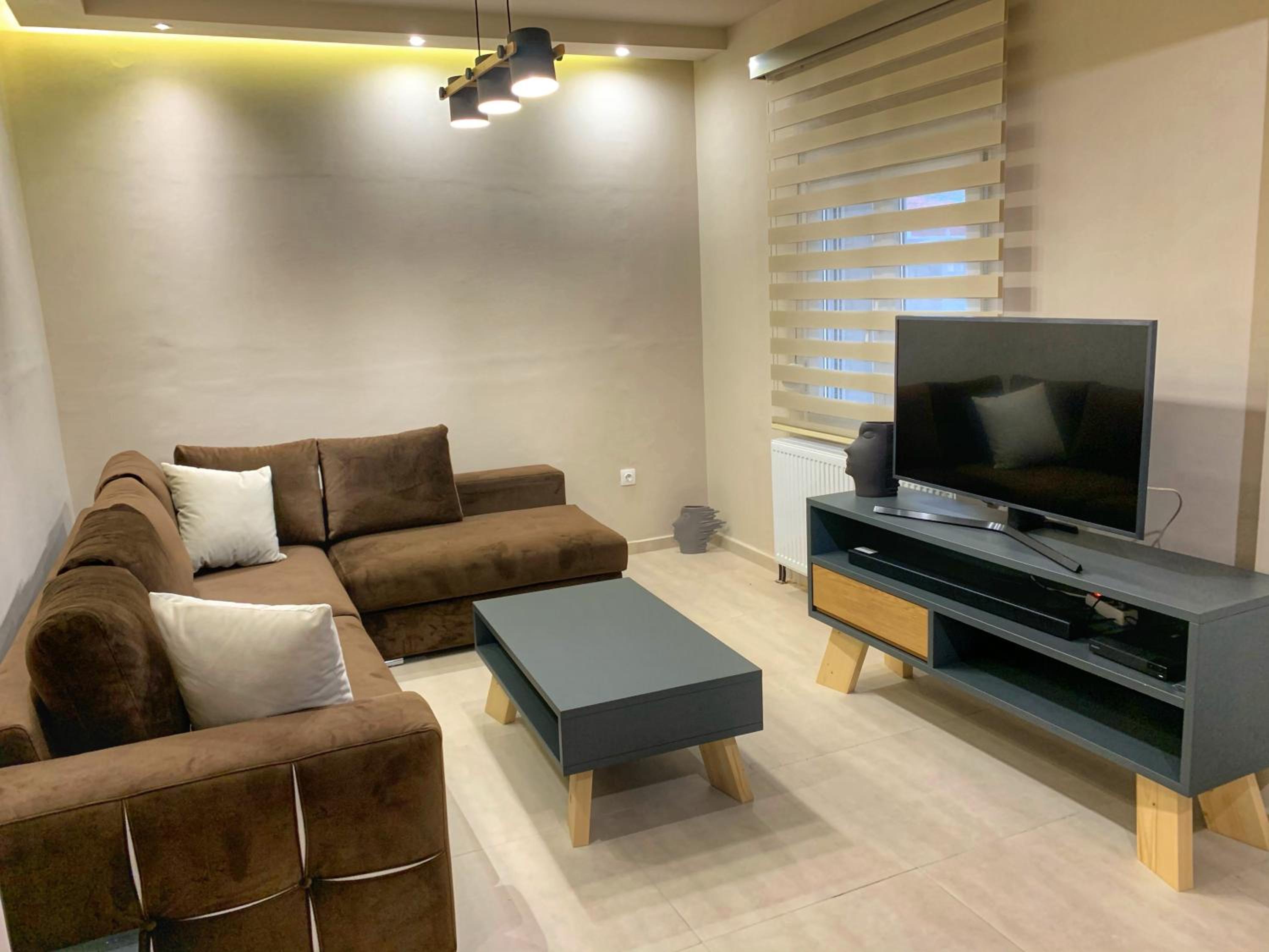 Two-Bedroom Apartment - Photo 10