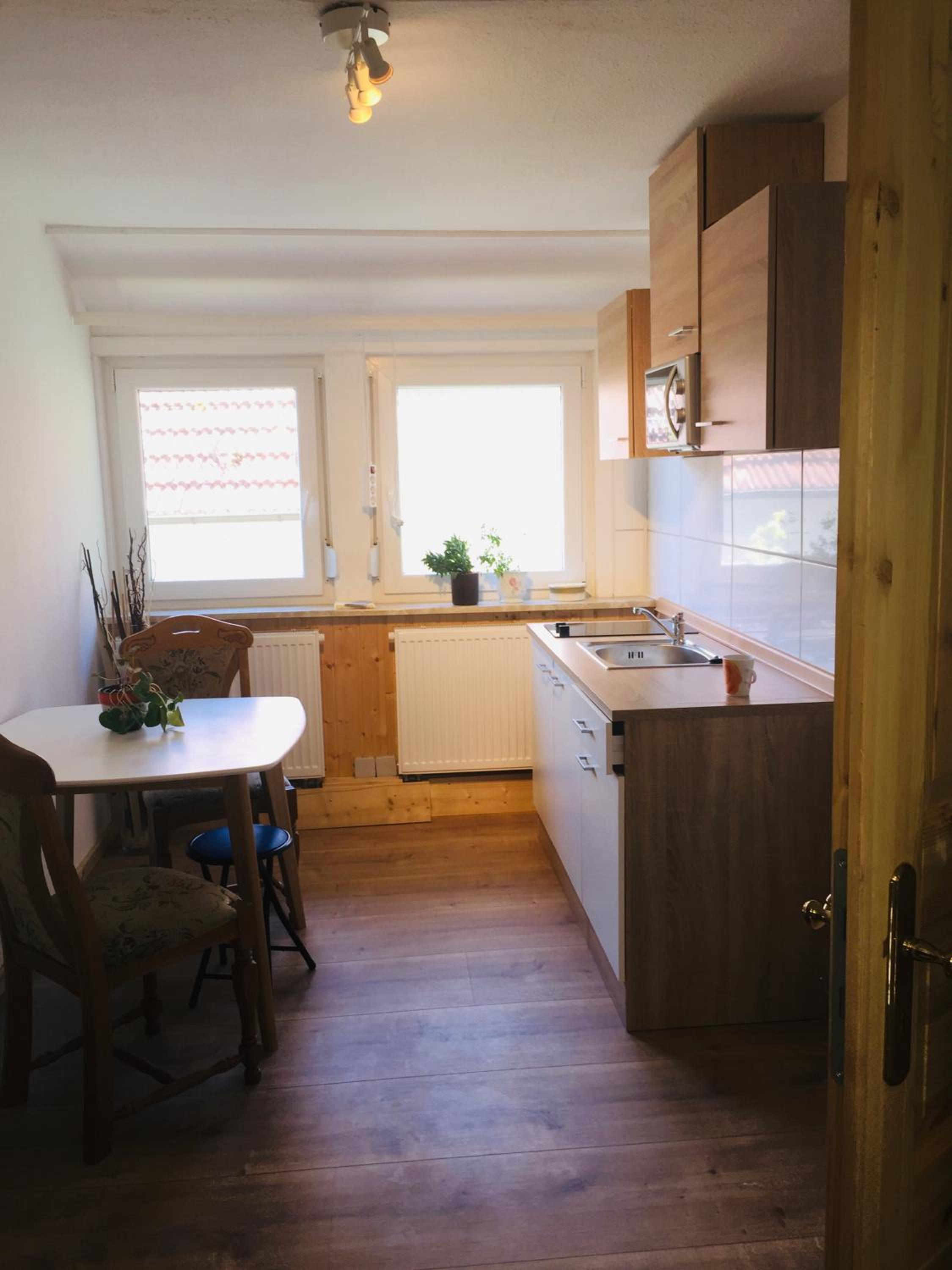 Apartment with Mountain View - Photo 32