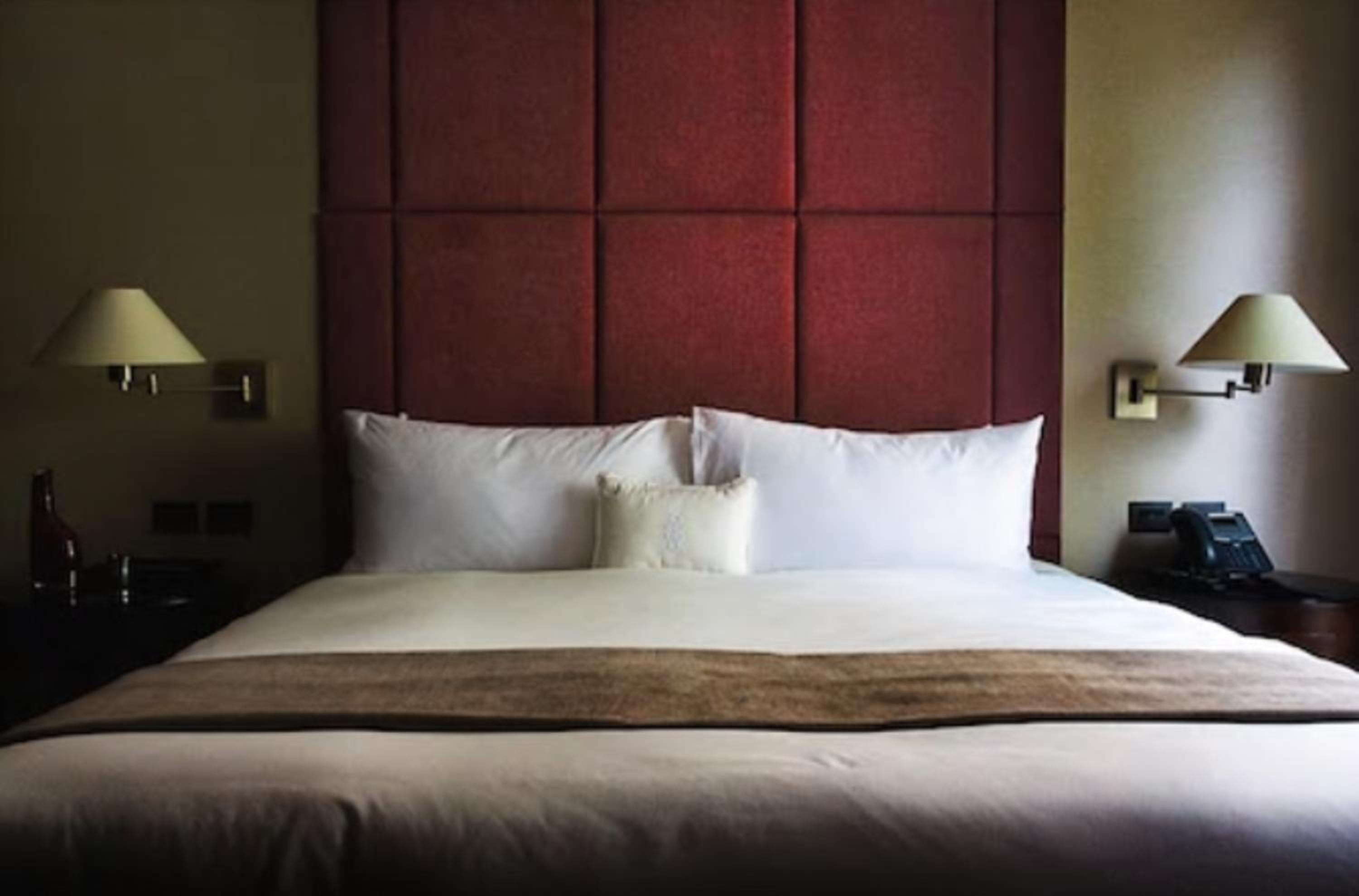 Deluxe Room - Photo 2