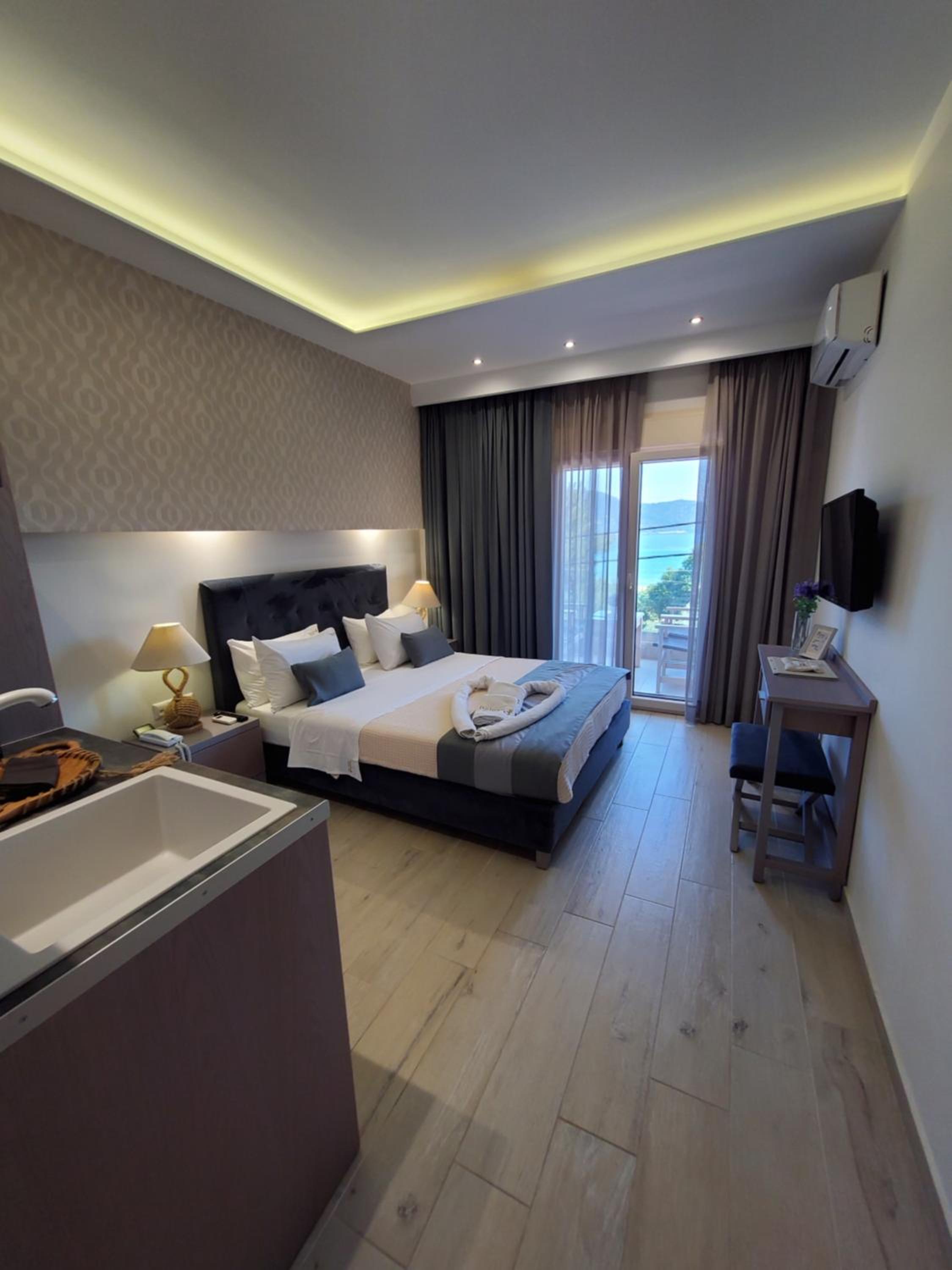 Luxury Two Bedroom-Apartment with Sea View - Photo 25