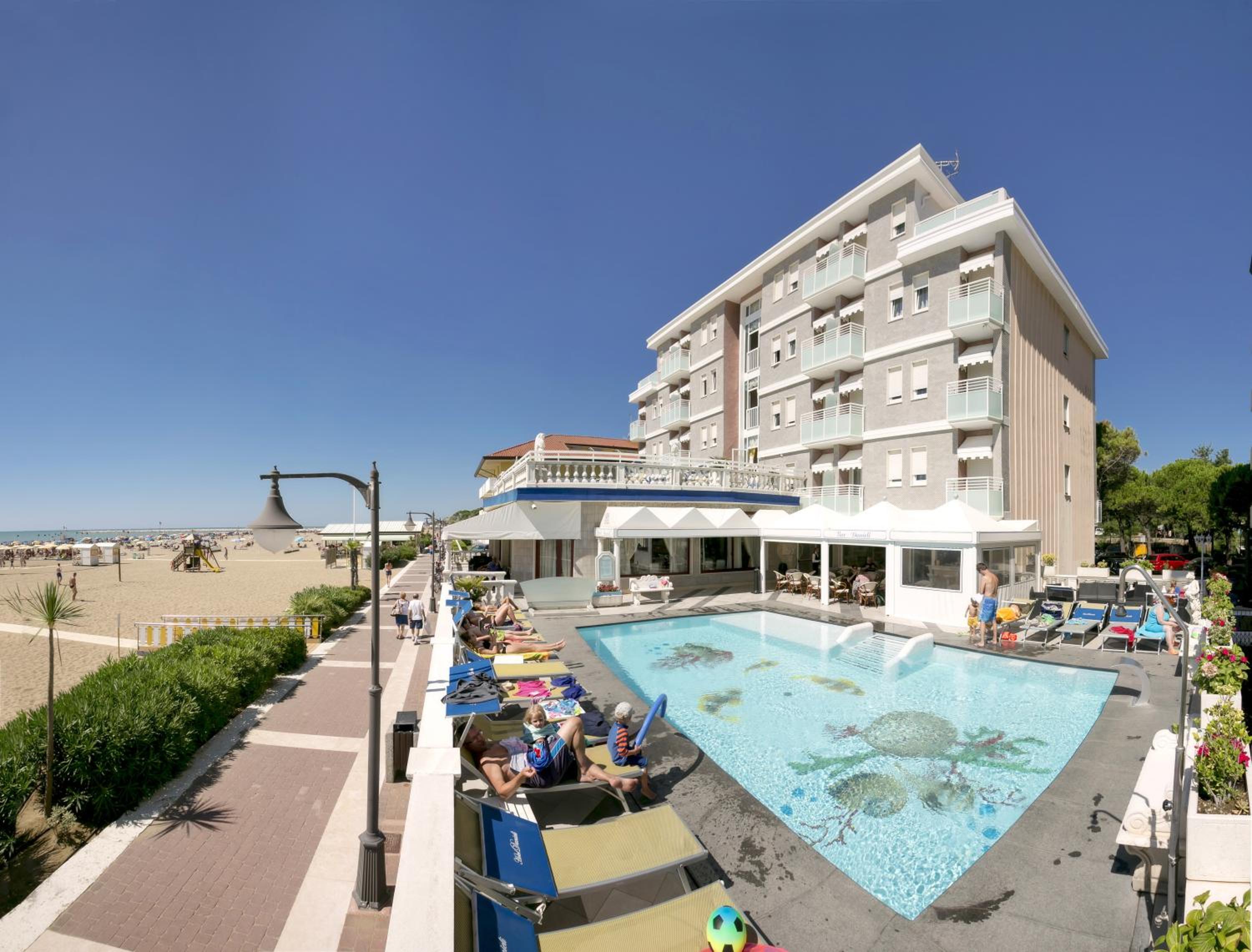 Standard Double Room with Sea View photo 3