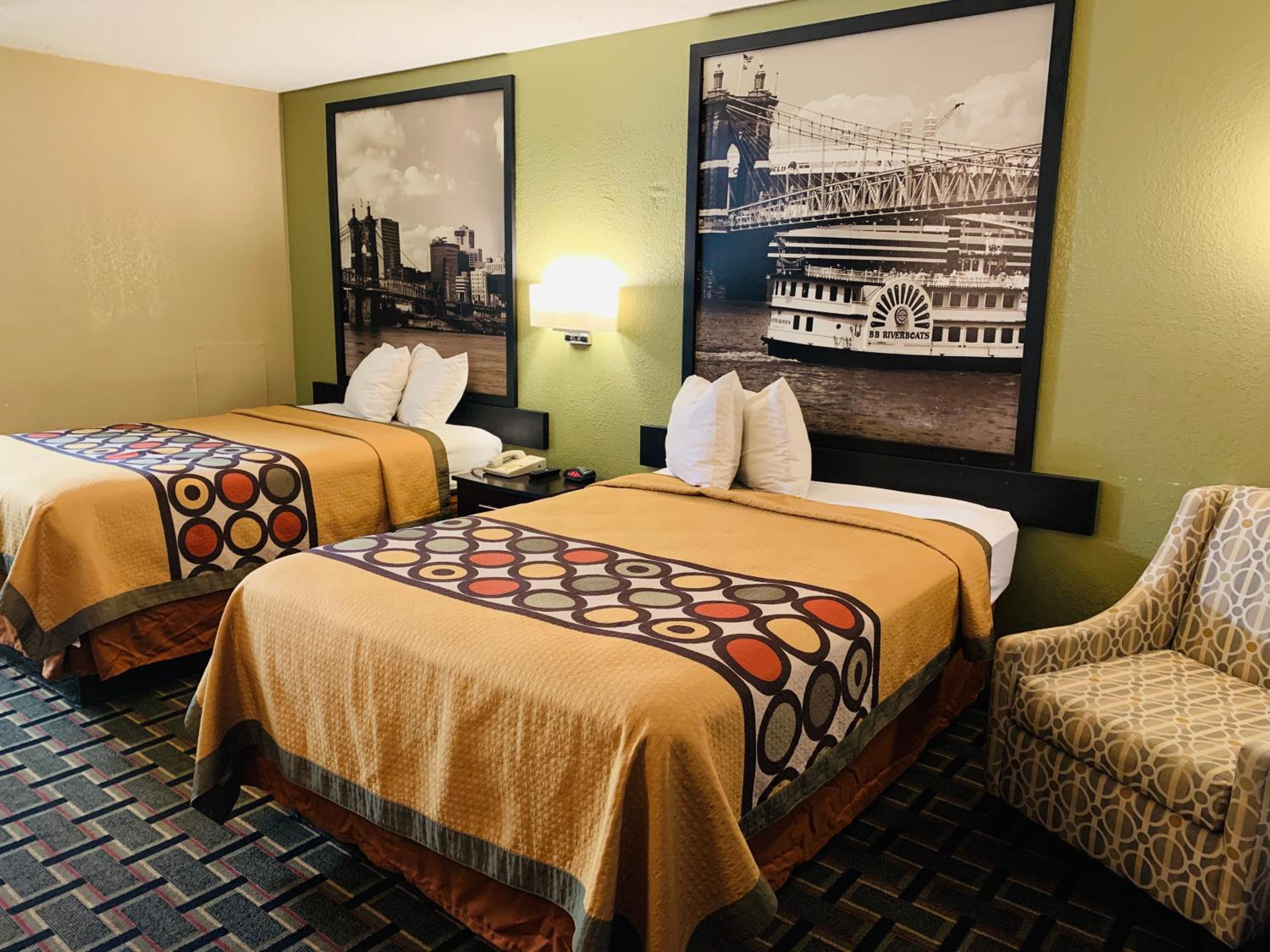 Double Room with Two Double Beds - Non-Smoking - Photo 4