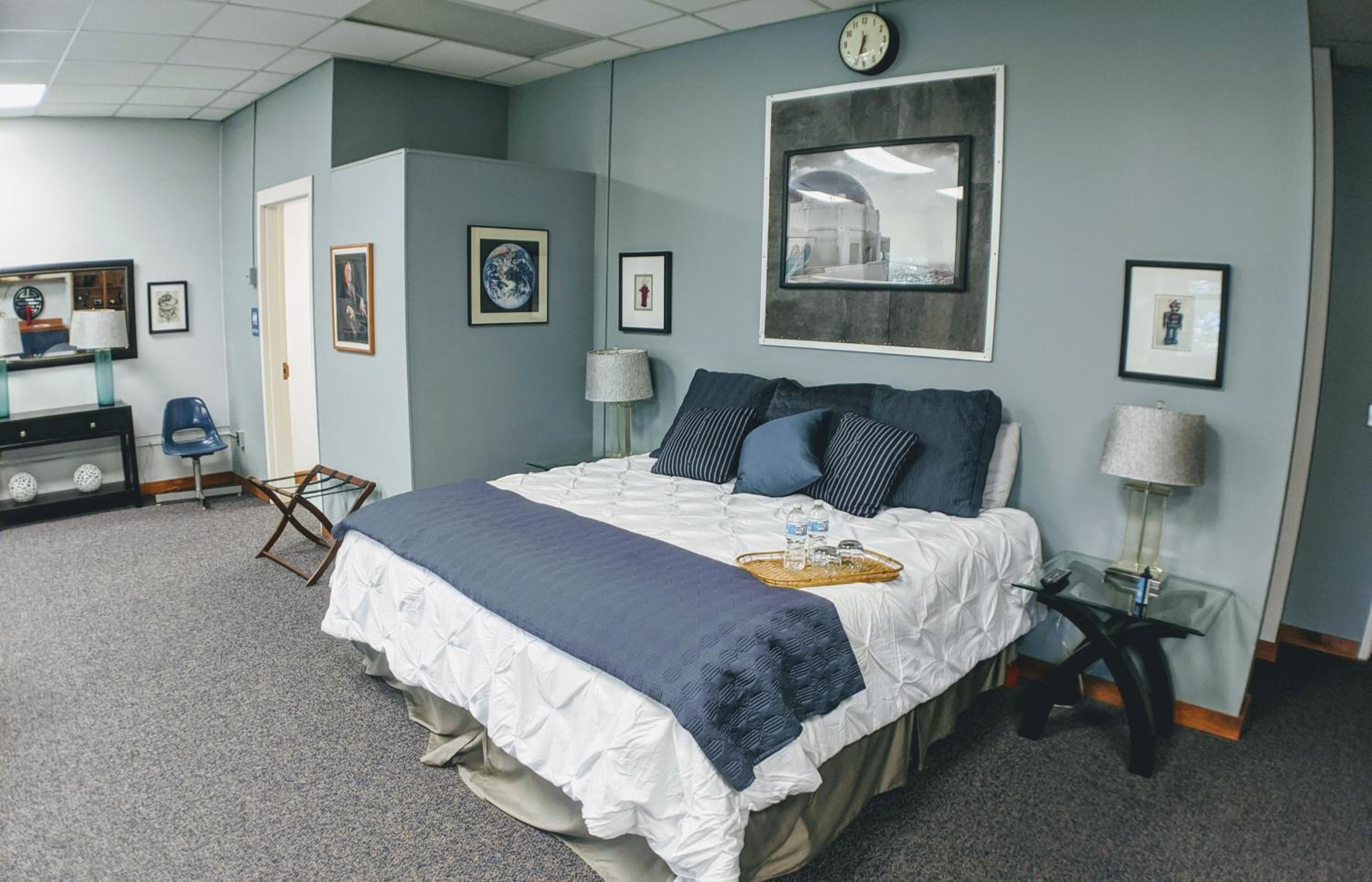 Deluxe Double Room (2 Adults + 1 Child)