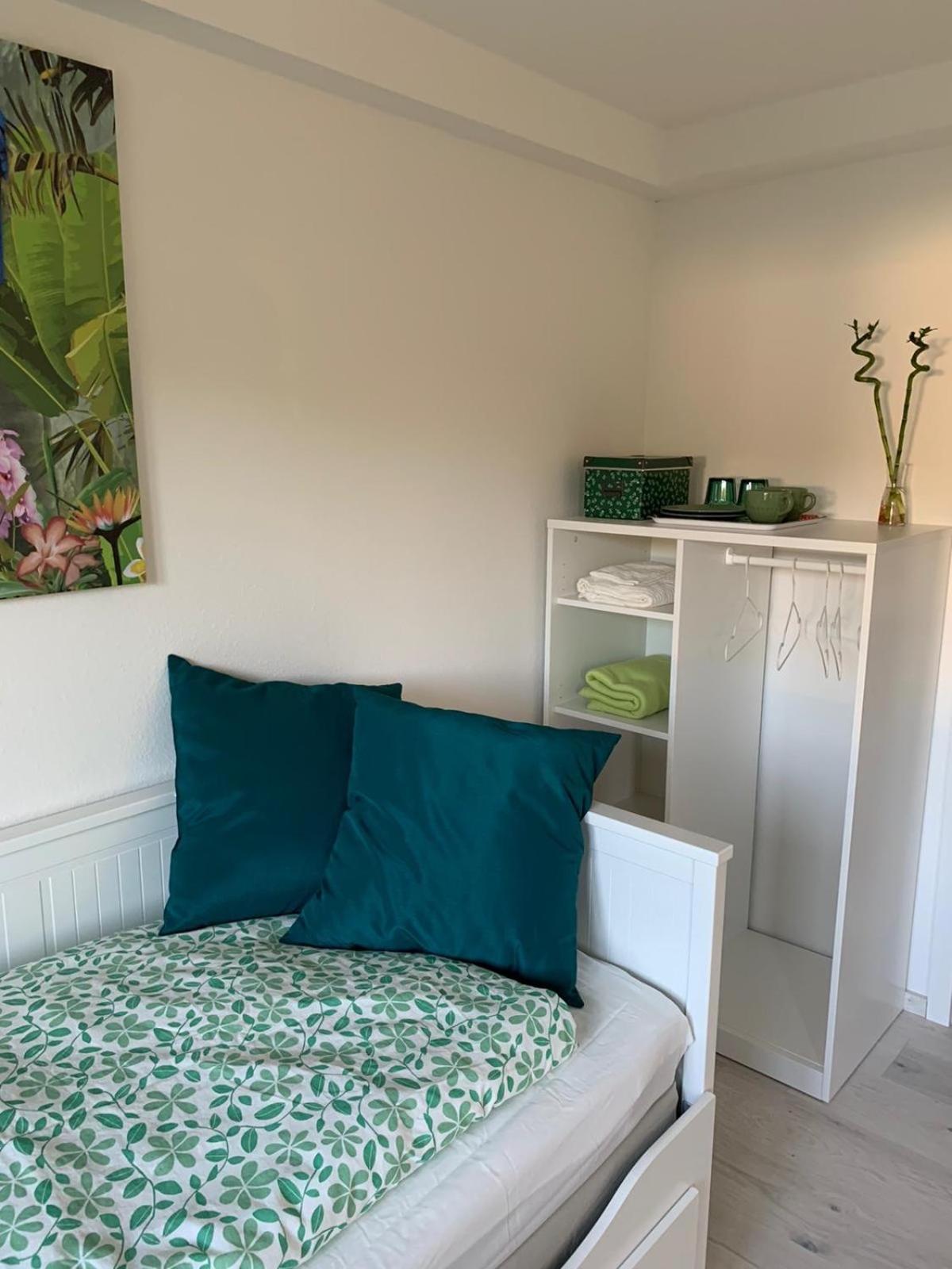 One-Bedroom Apartment - Photo 6
