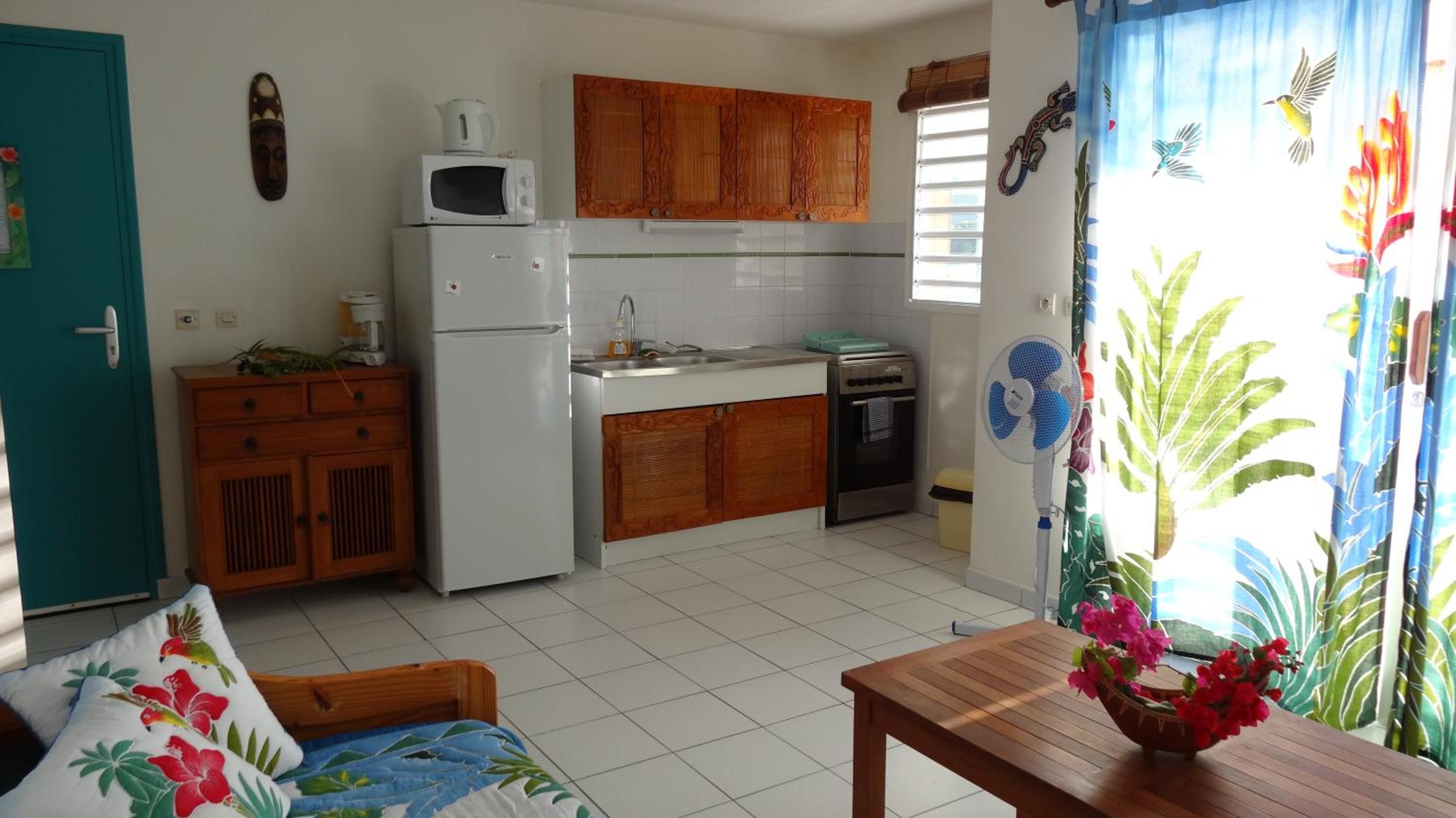 One-Bedroom Apartment photo 2