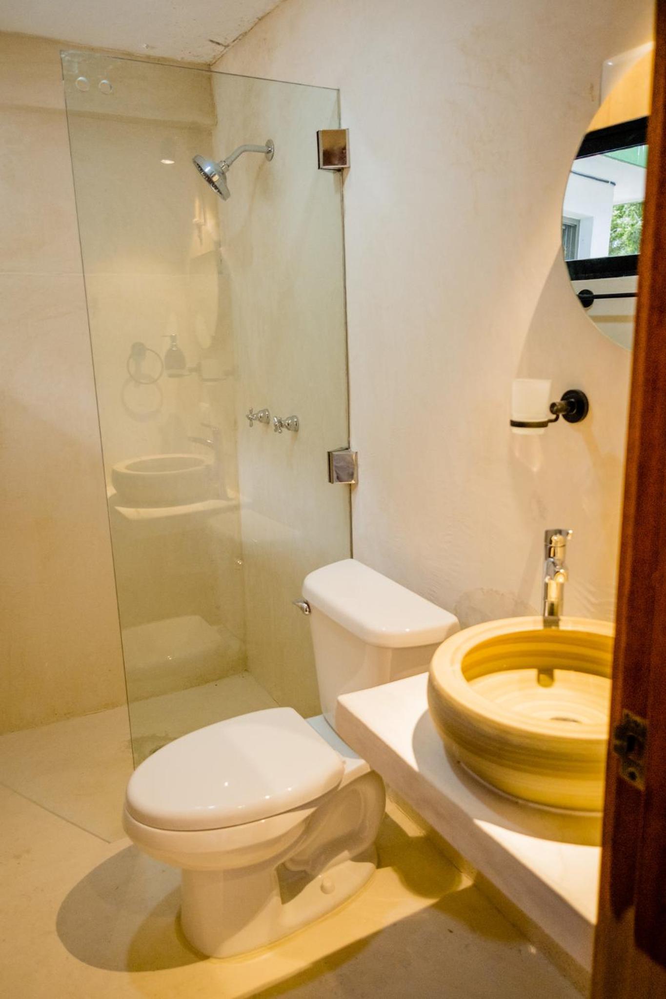 Deluxe Double Room - Photo 11