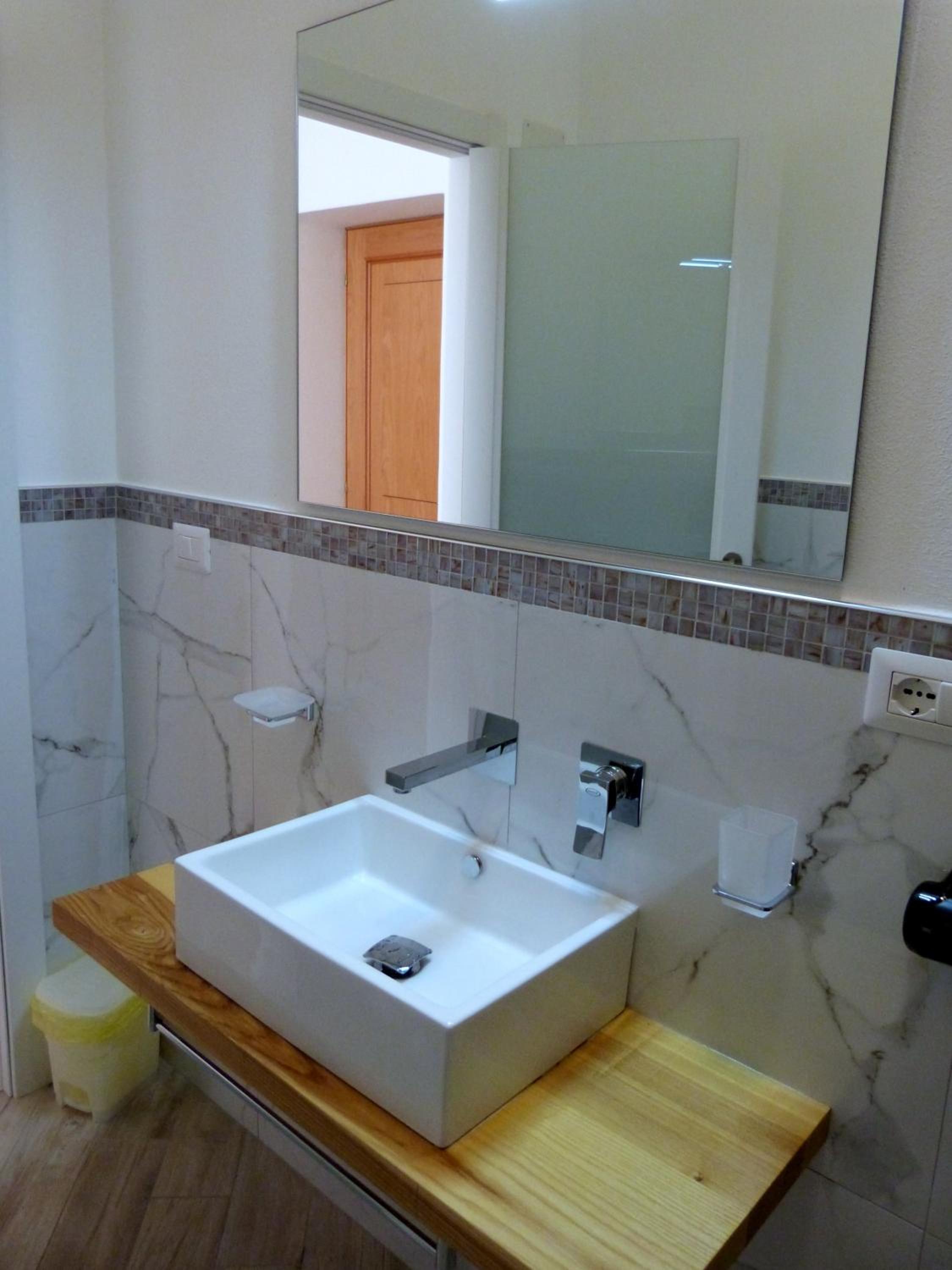 Triple Room - Photo 7