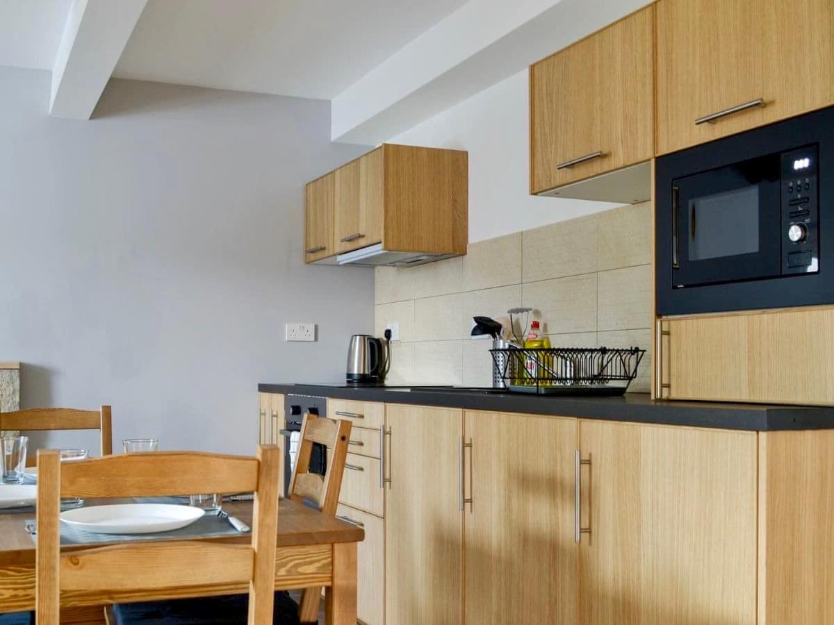 One-Bedroom House photo 2