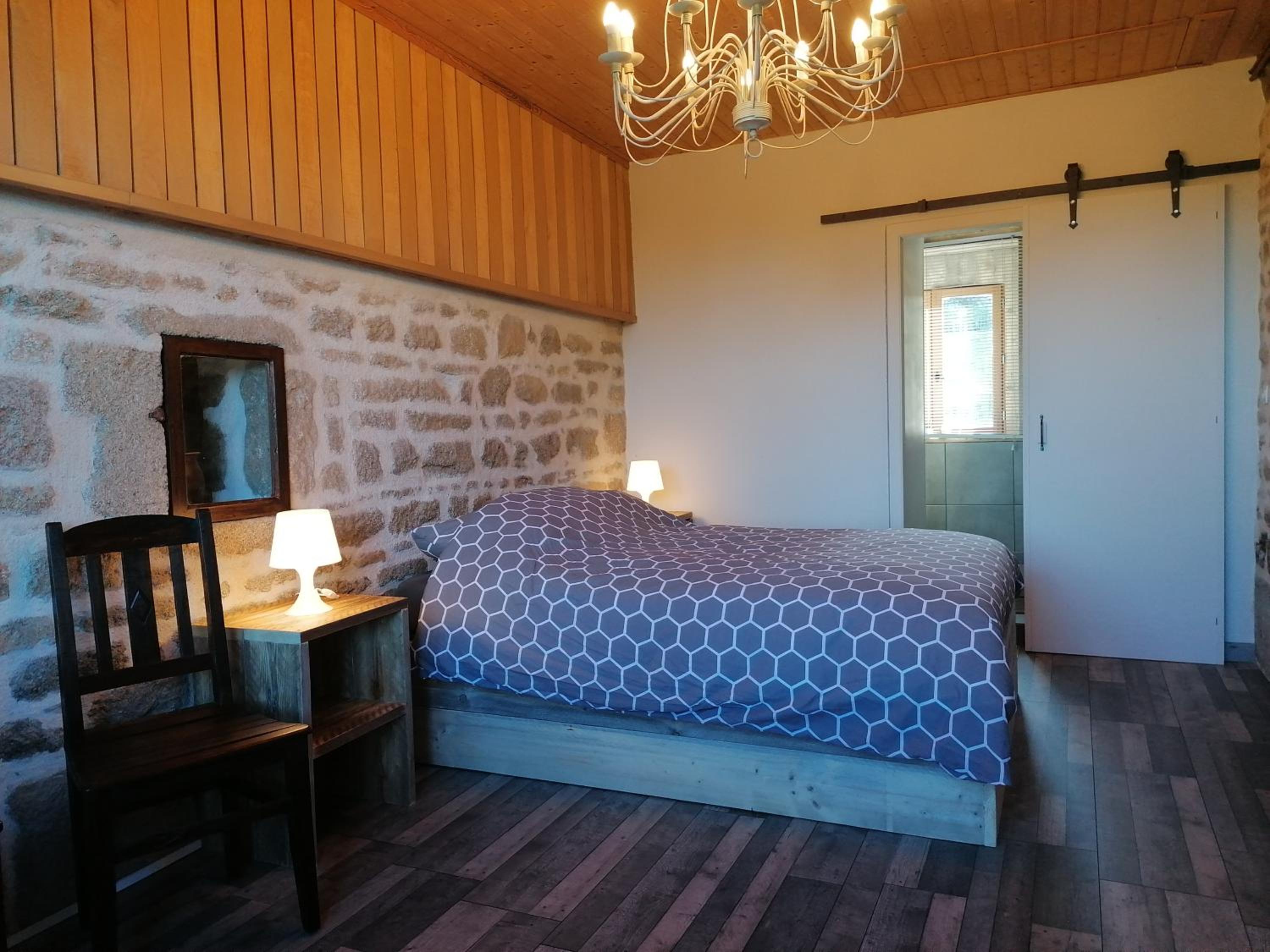 Triple Room with Bathroom - Photo 4