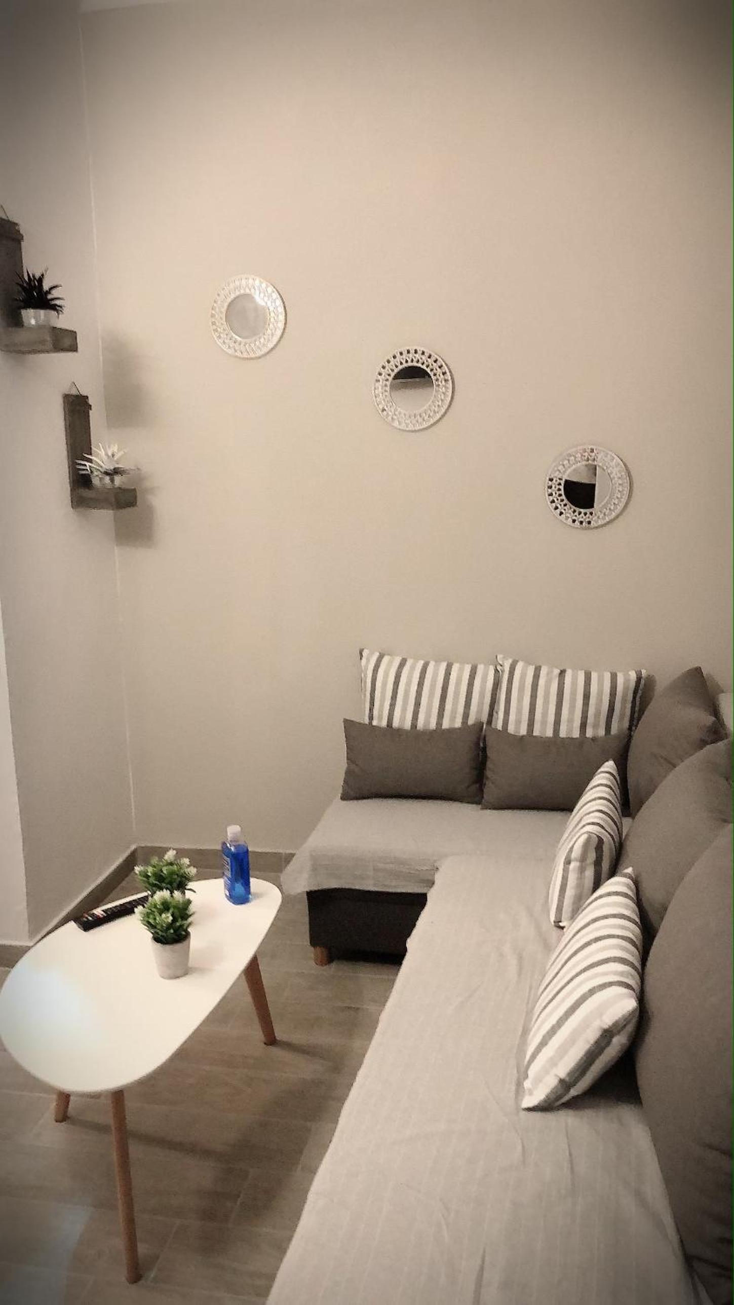Two-Bedroom House - Photo 46