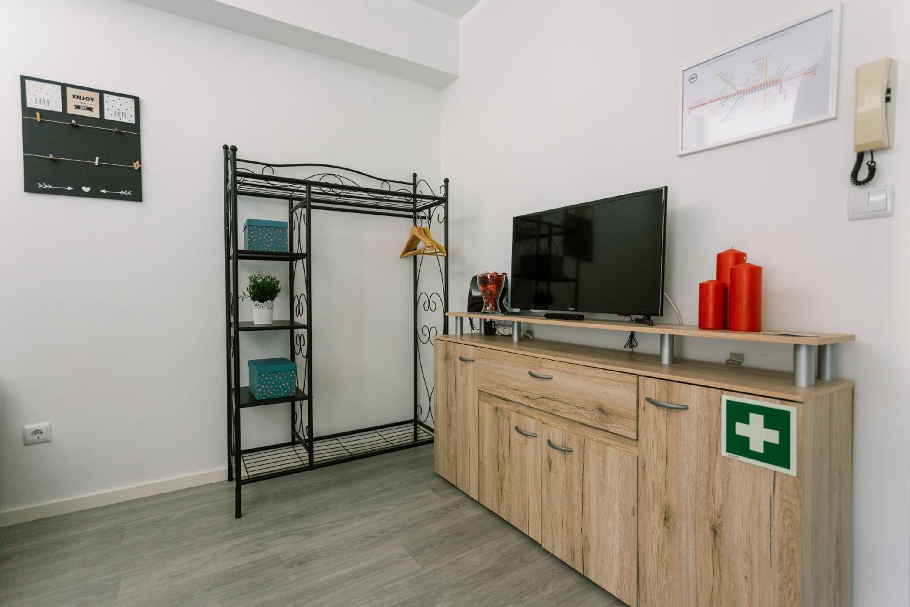 Apartment - Photo 13