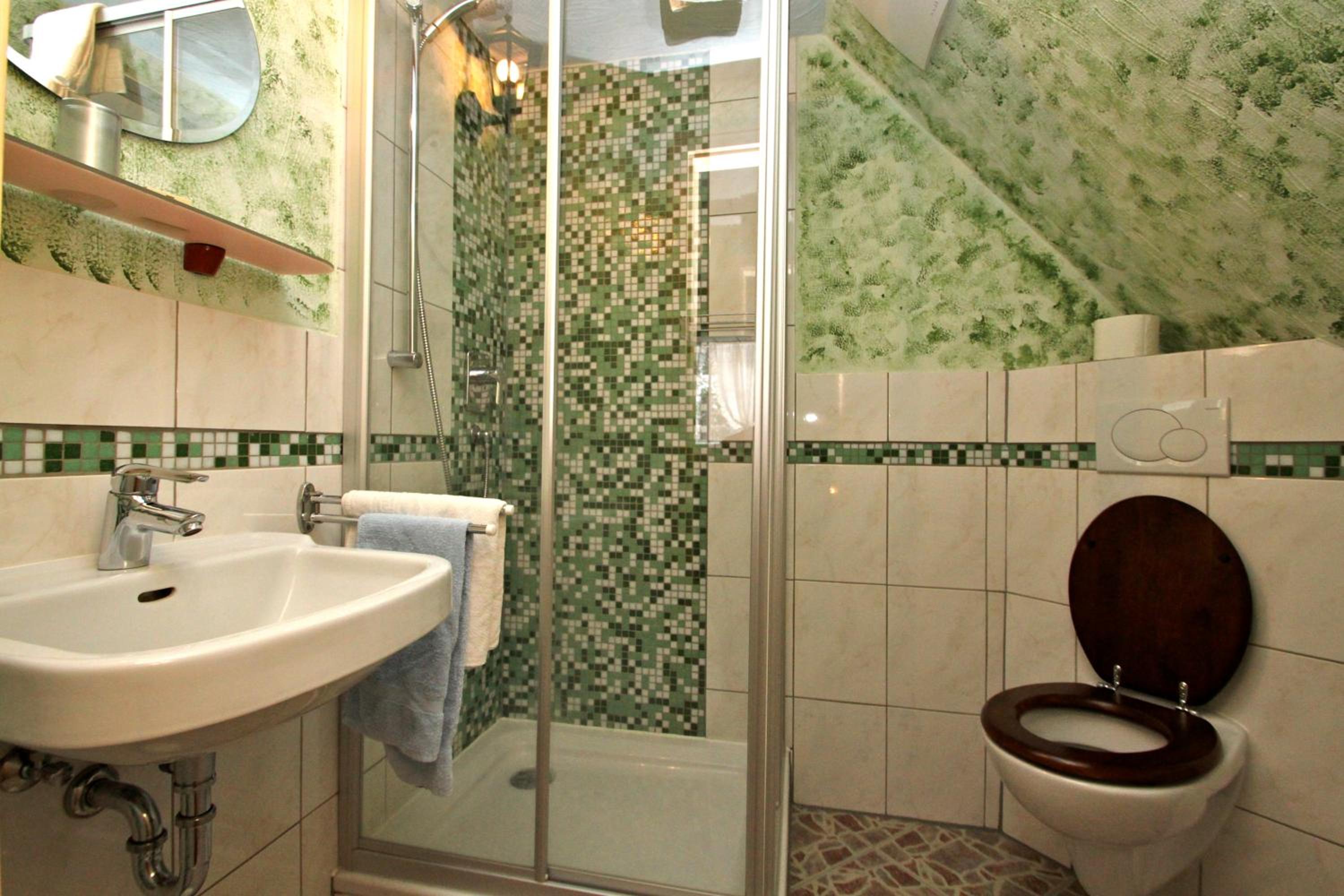 Single Room photo 2