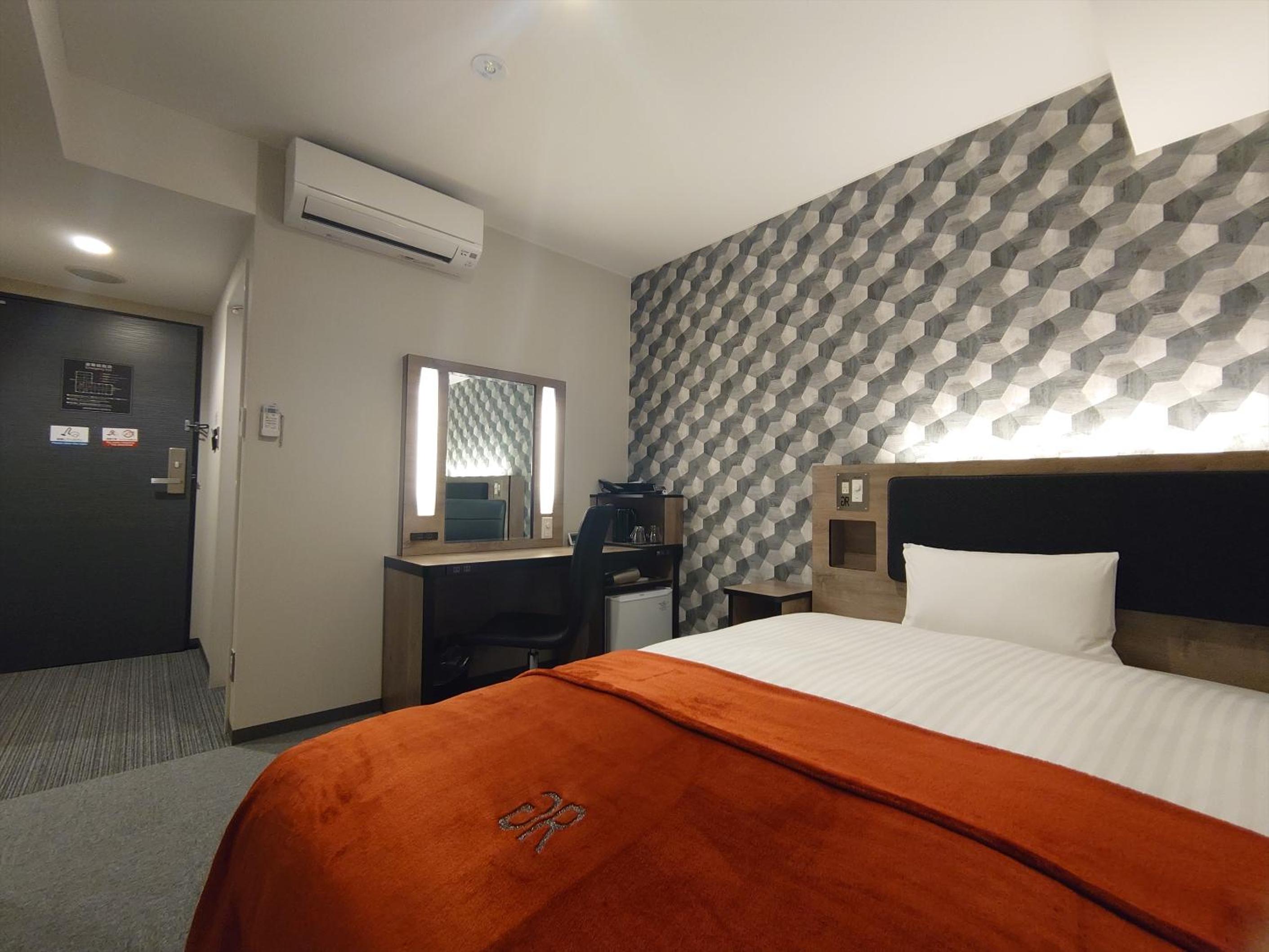 Single Room - Non-Smoking - Photo 17