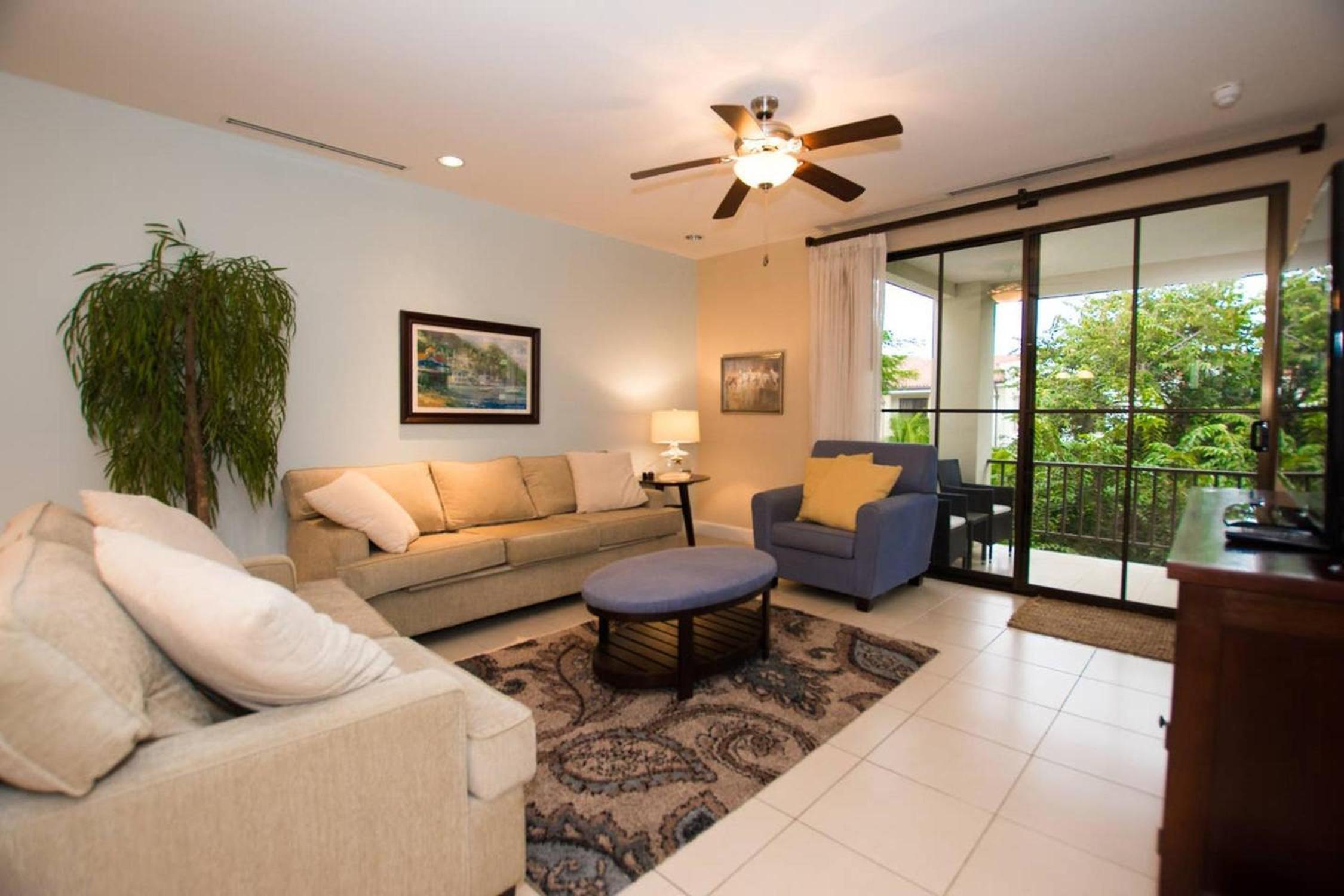 Apartment photo 2
