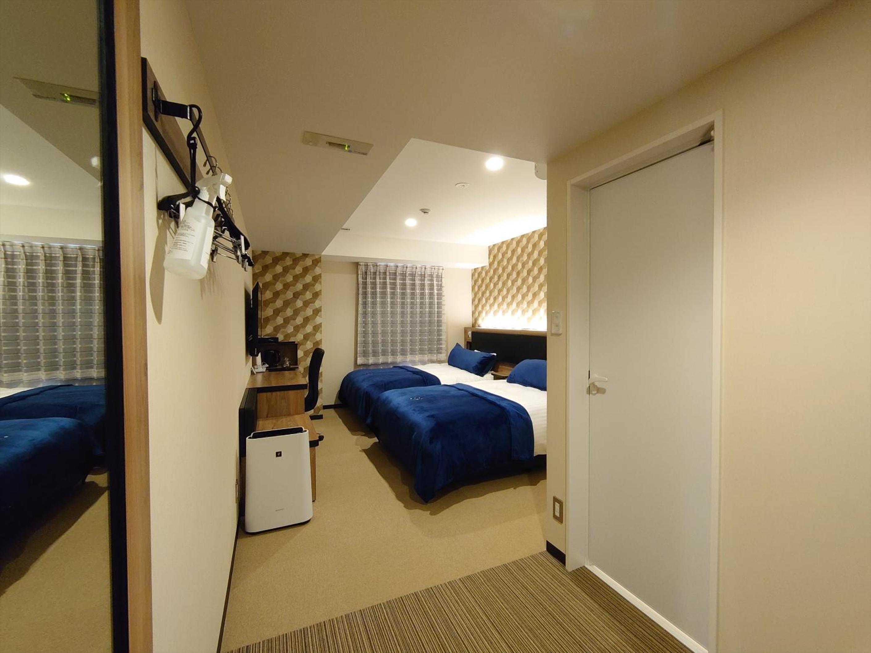 Standard Twin Room - Non-Smoking - Photo 12