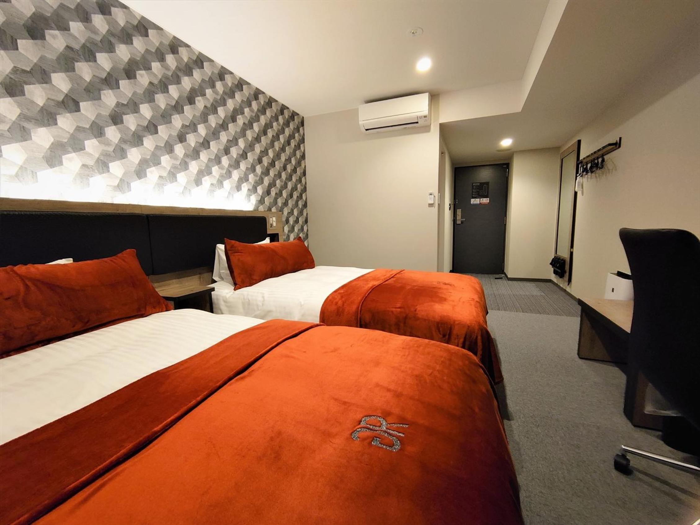 Standard Twin Room - Non-Smoking - Photo 9