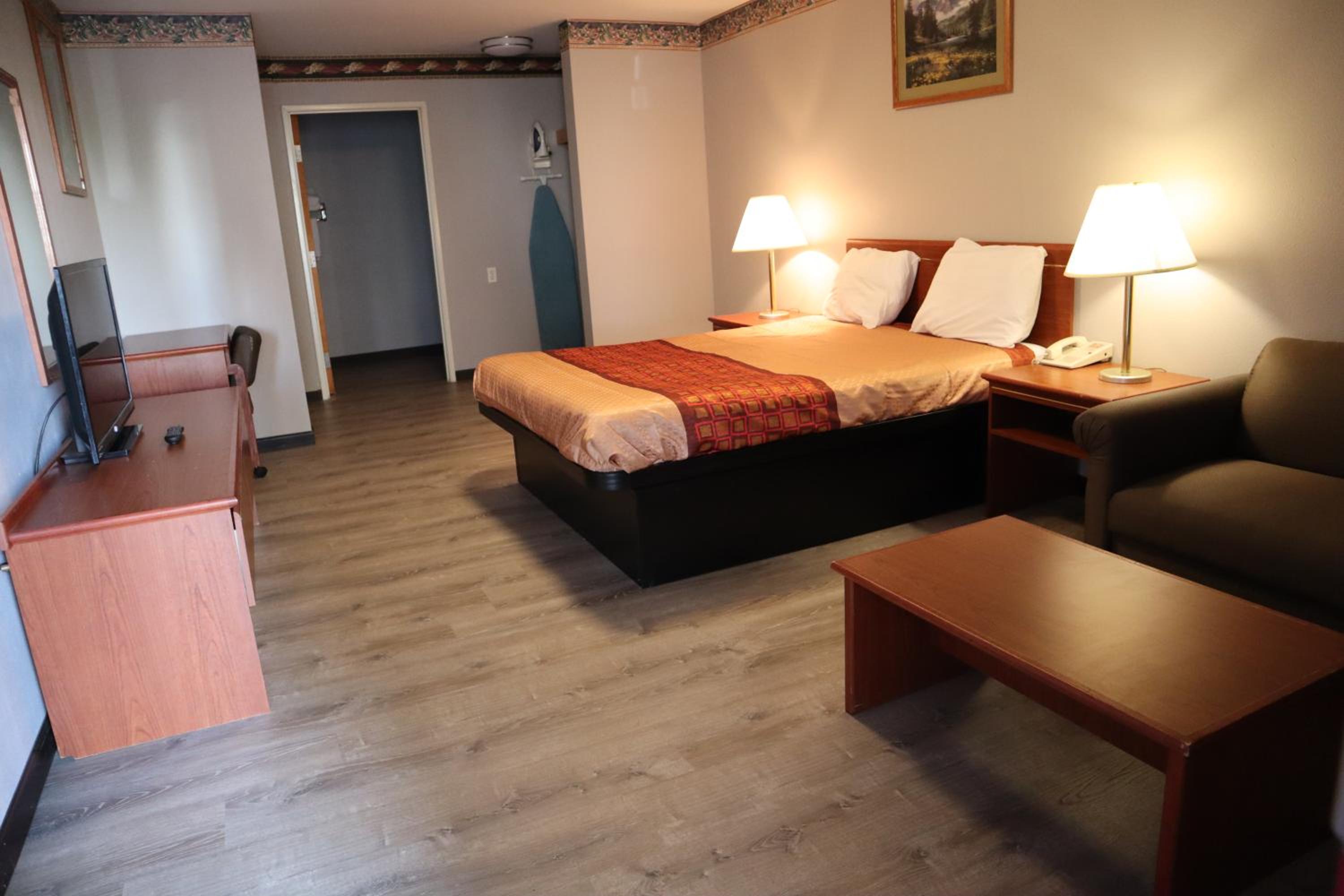 Deluxe Queen Room photo 1