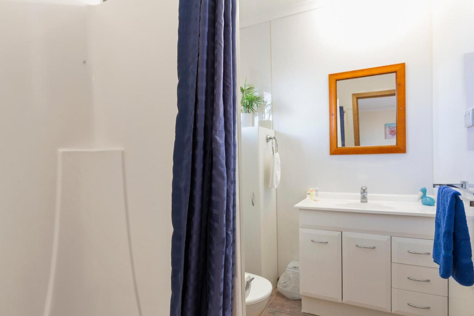 Two-Bedroom Villa- Flathead - Photo 2