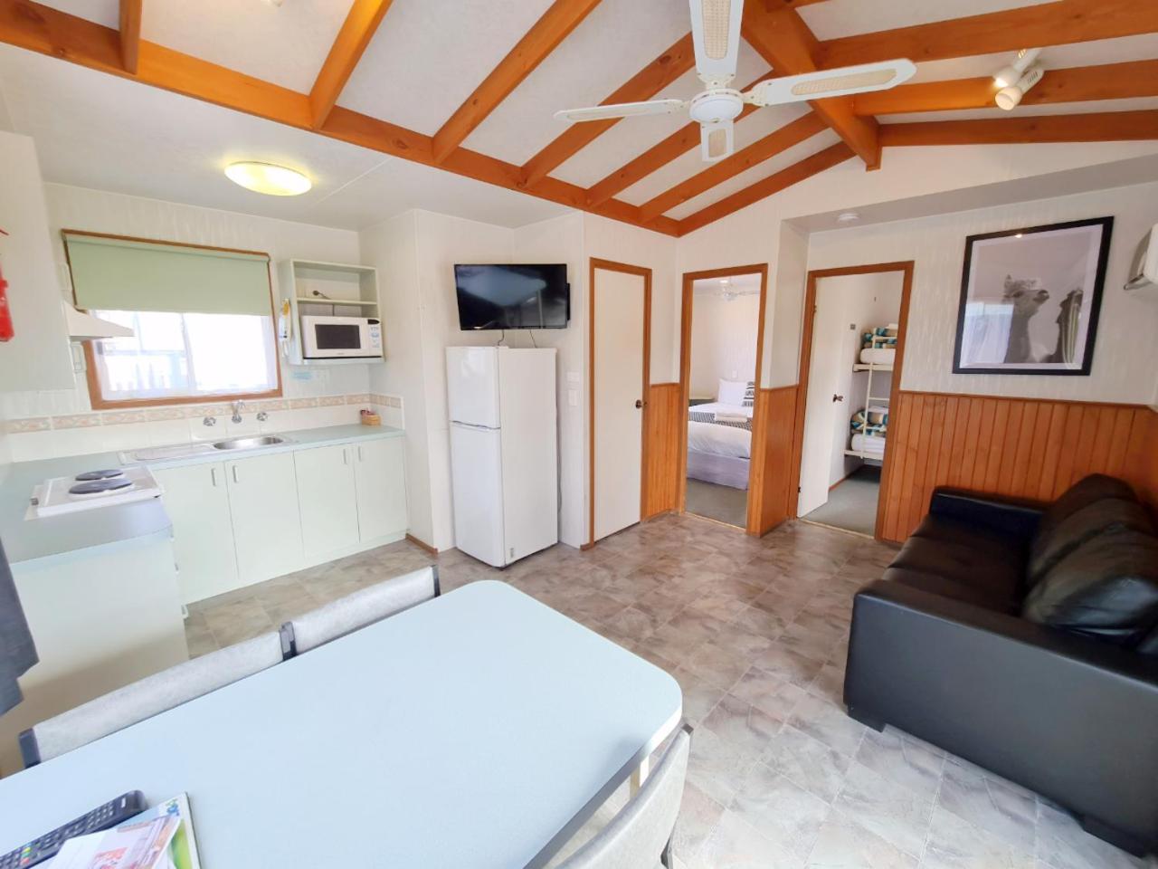 Family 2 Bedrooom (4 Berth)