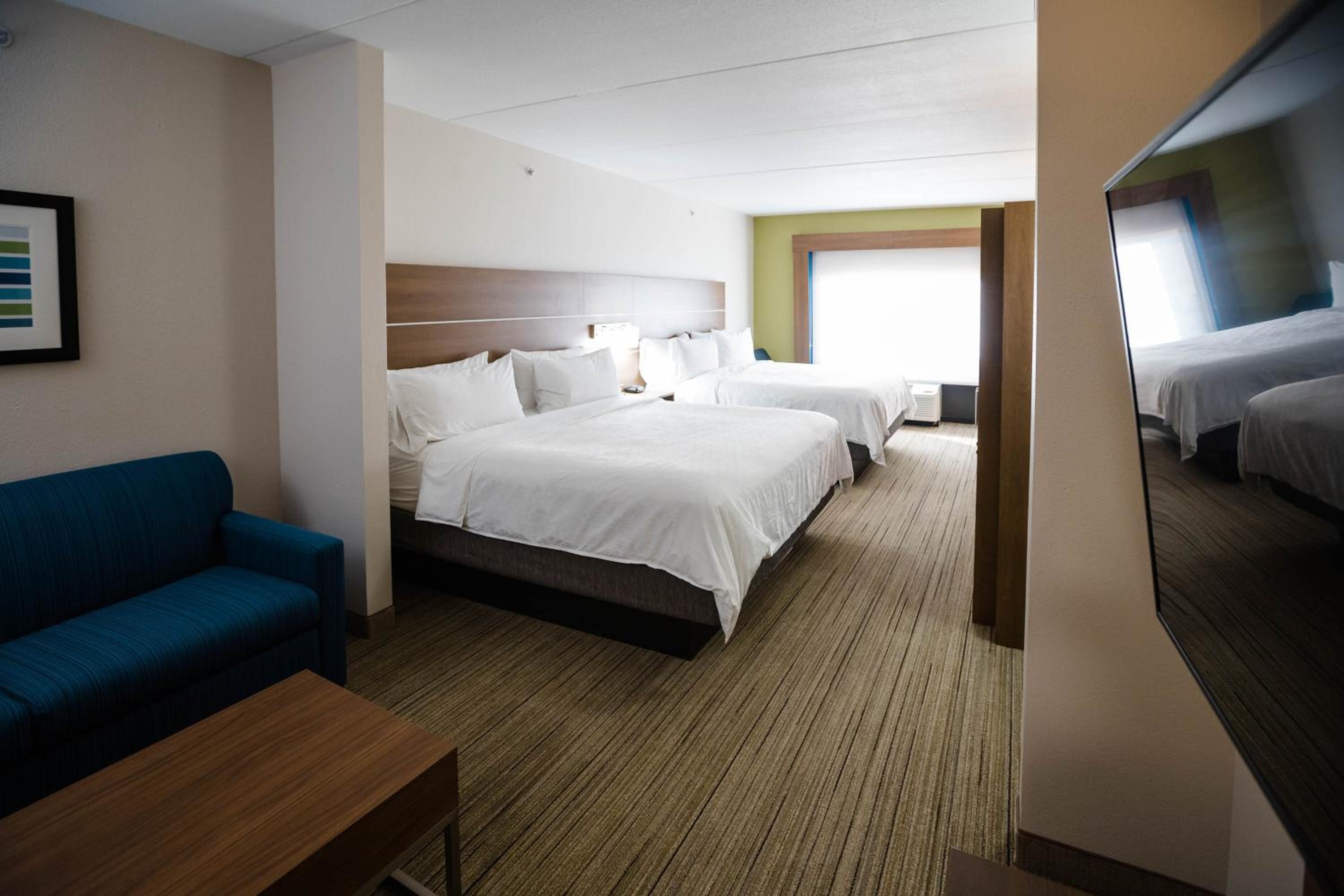 One-Bedroom King Suite with Two King and One Sofa Bed - Photo 2