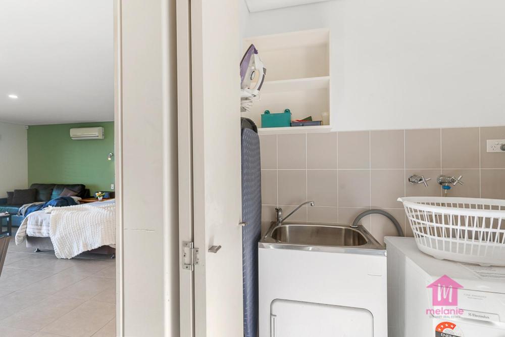 Apartment with Sea View photo 3
