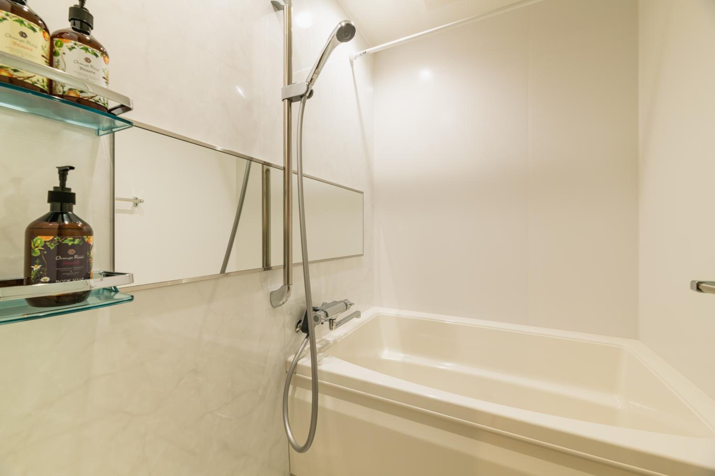 Standard Twin Room - Photo 6