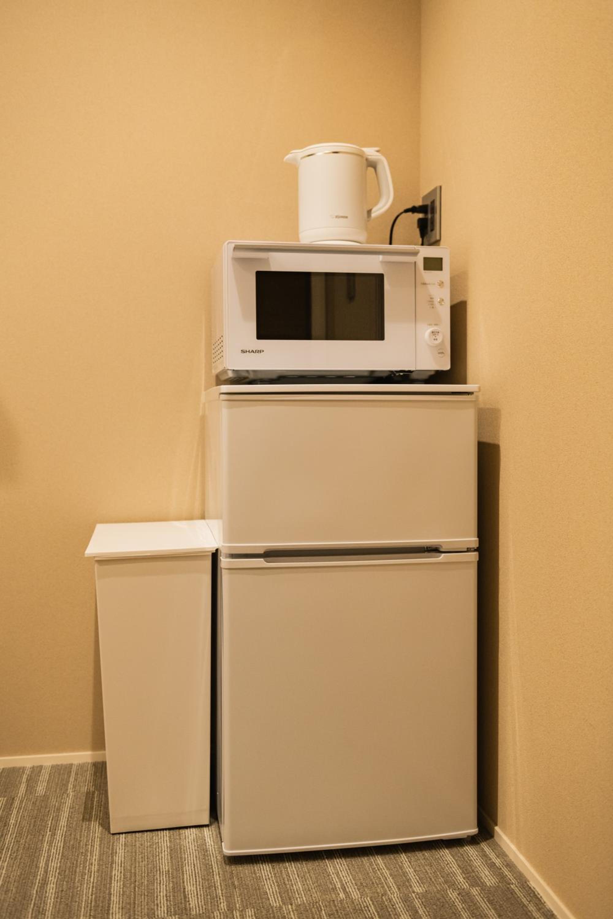 Standard Twin Room - Photo 2