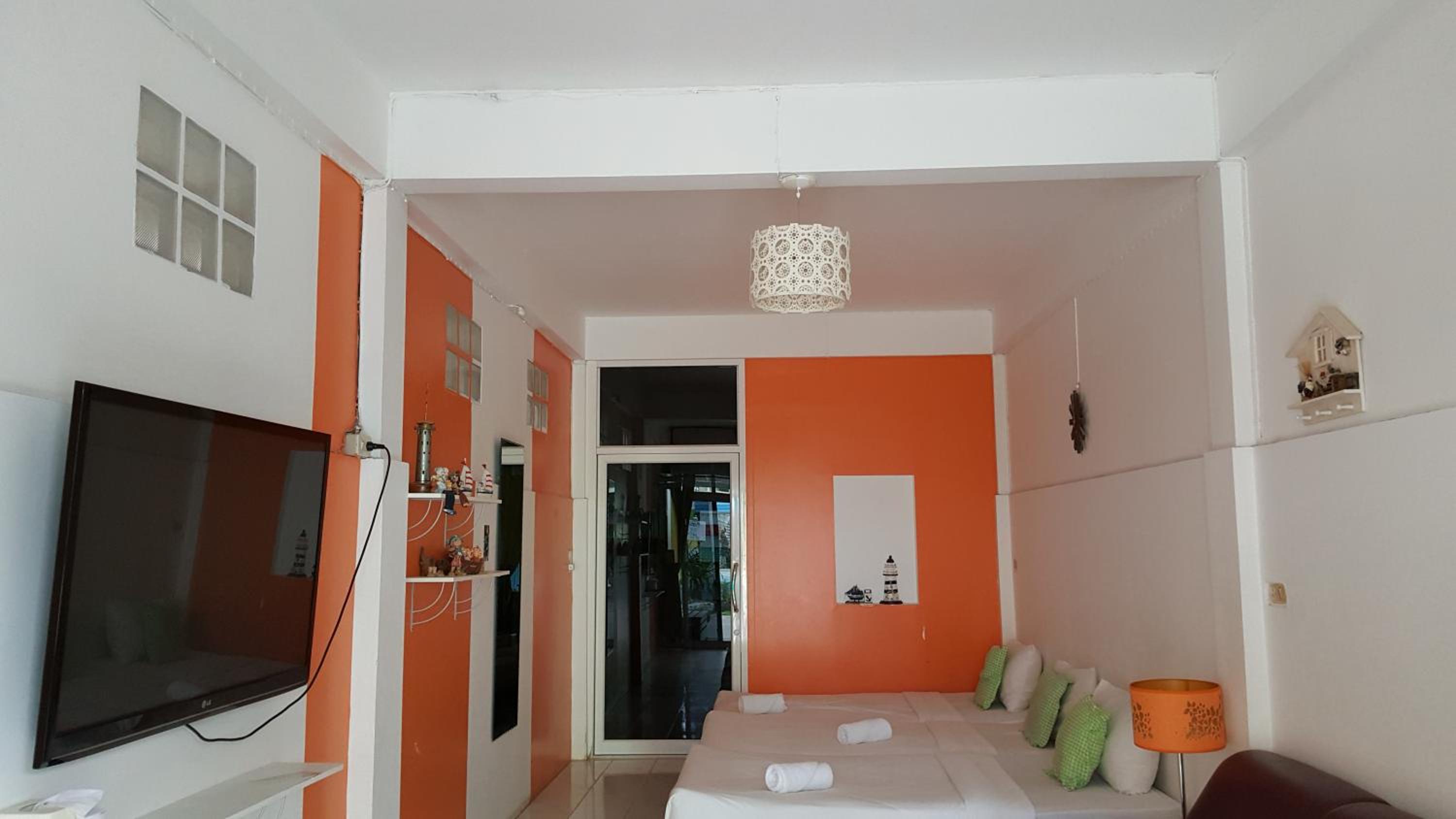 Mixed Dormitory Room photo 2