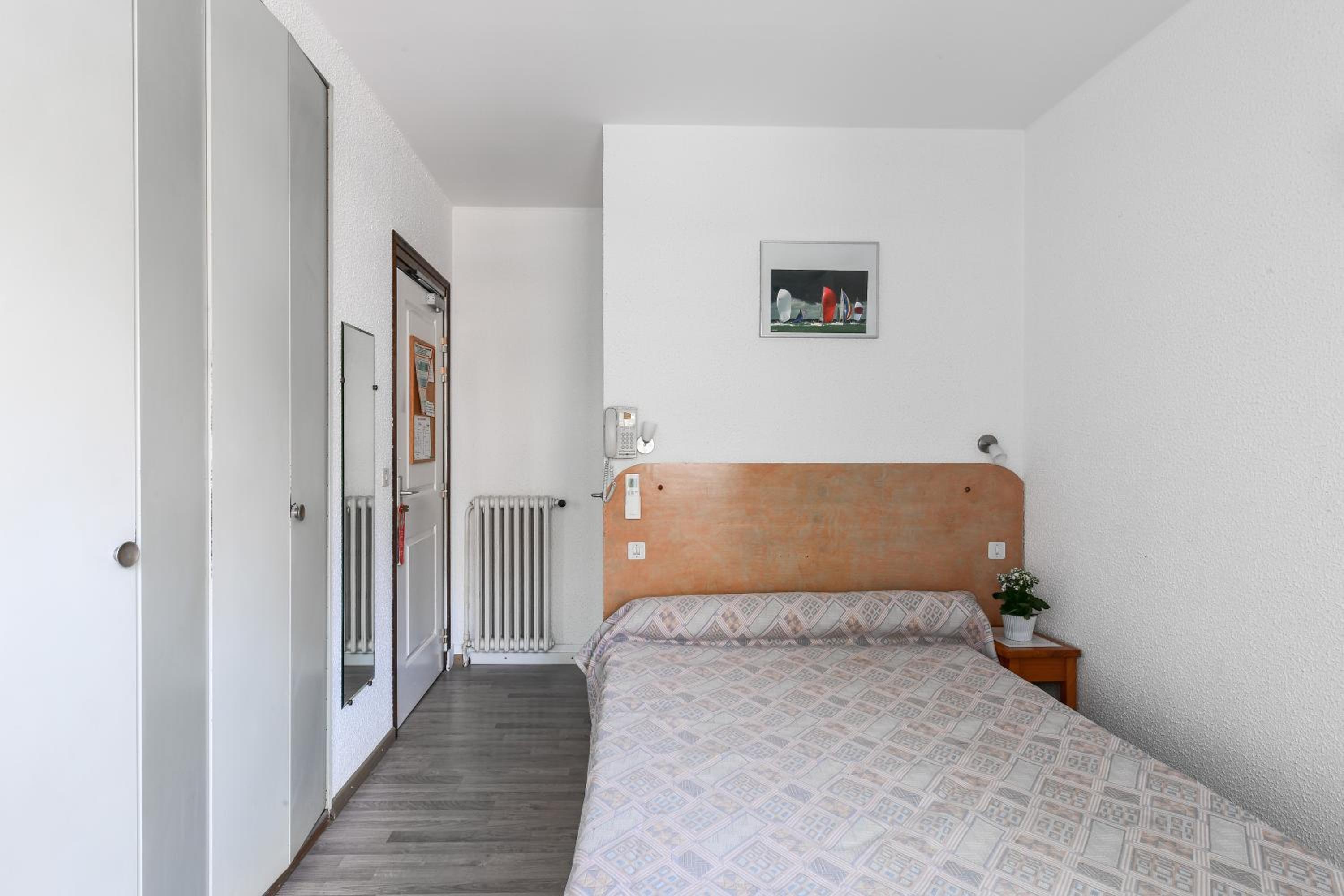 Double Room with Terrace - Photo 8