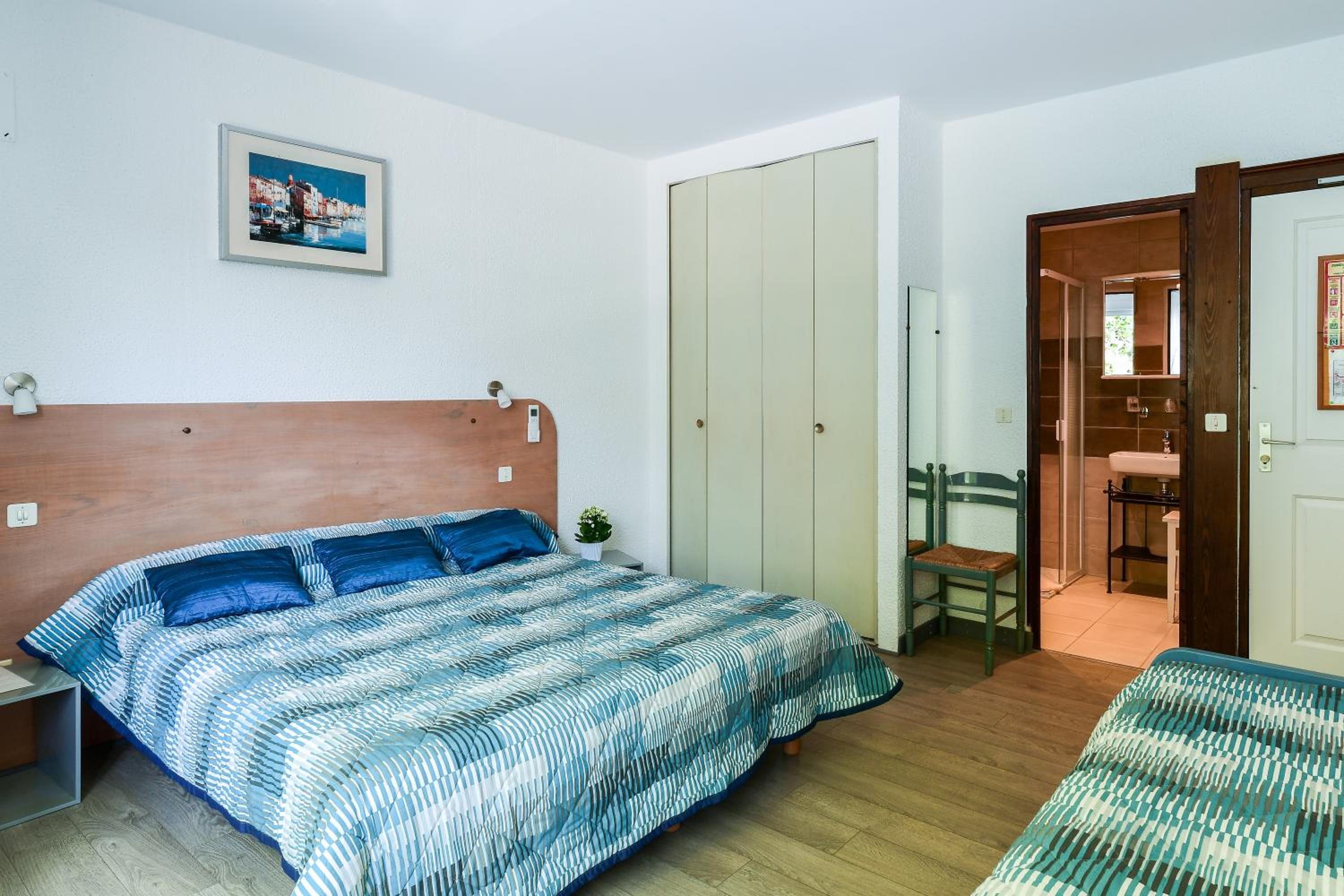 Triple Room - Photo 1