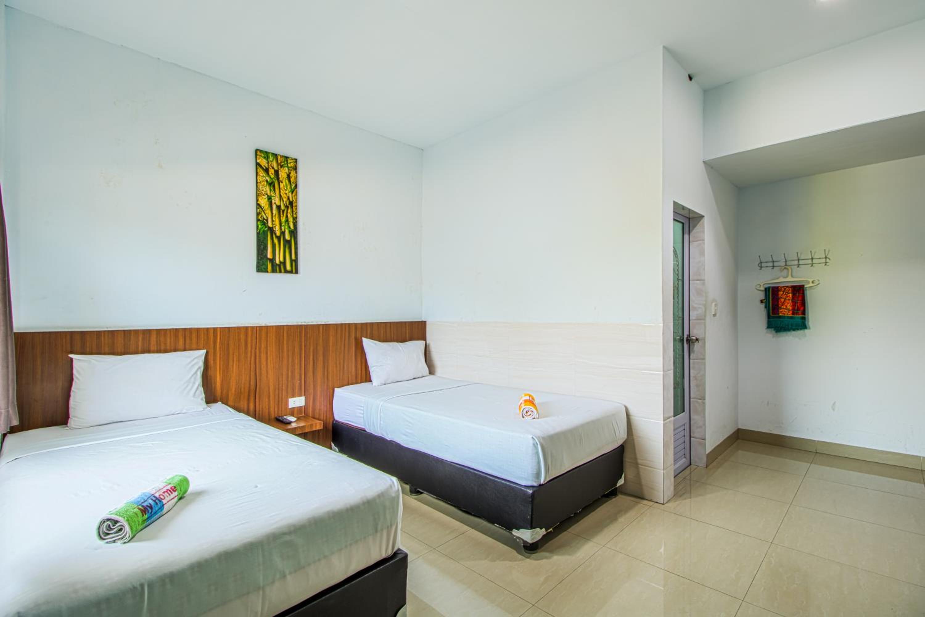 Twin Room with Balcony photo 1