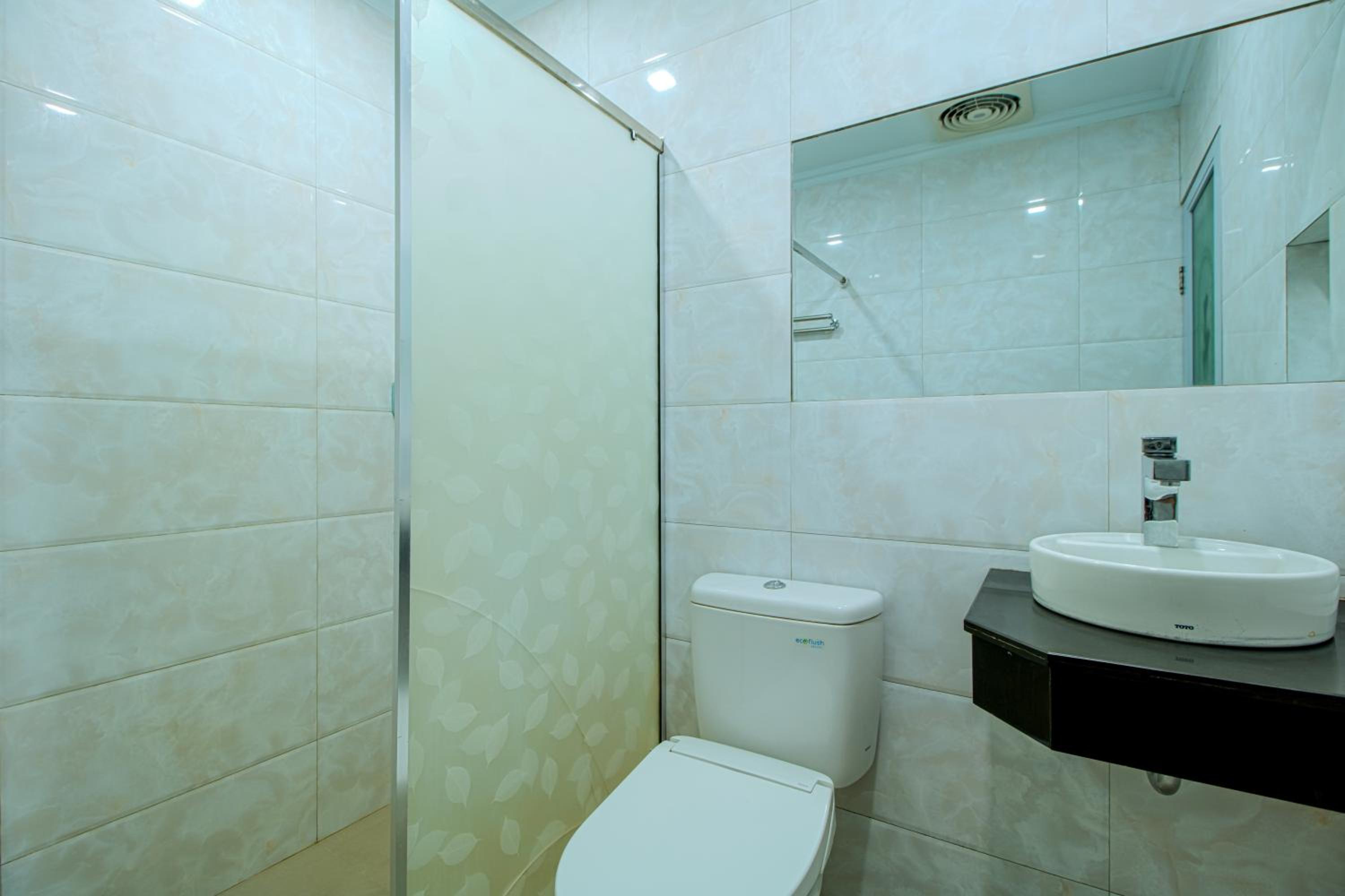Twin Room with Balcony photo 2