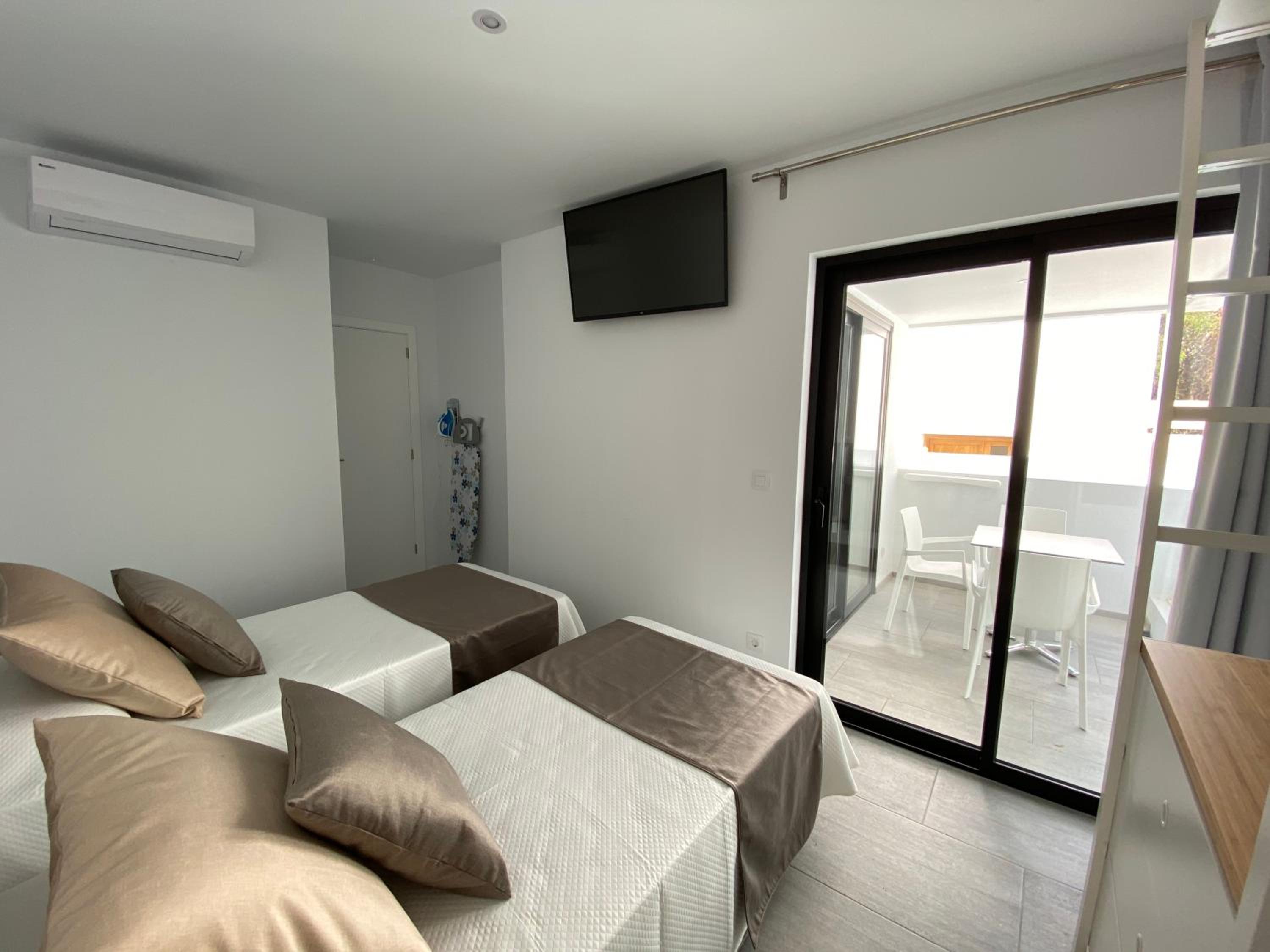 Apartment - Photo 5