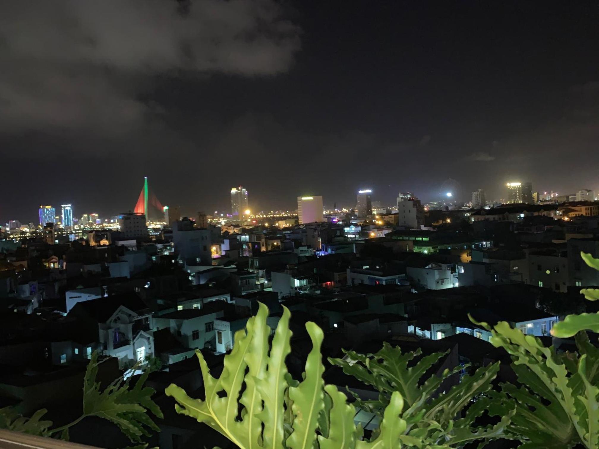 Suite with City View - Photo 10