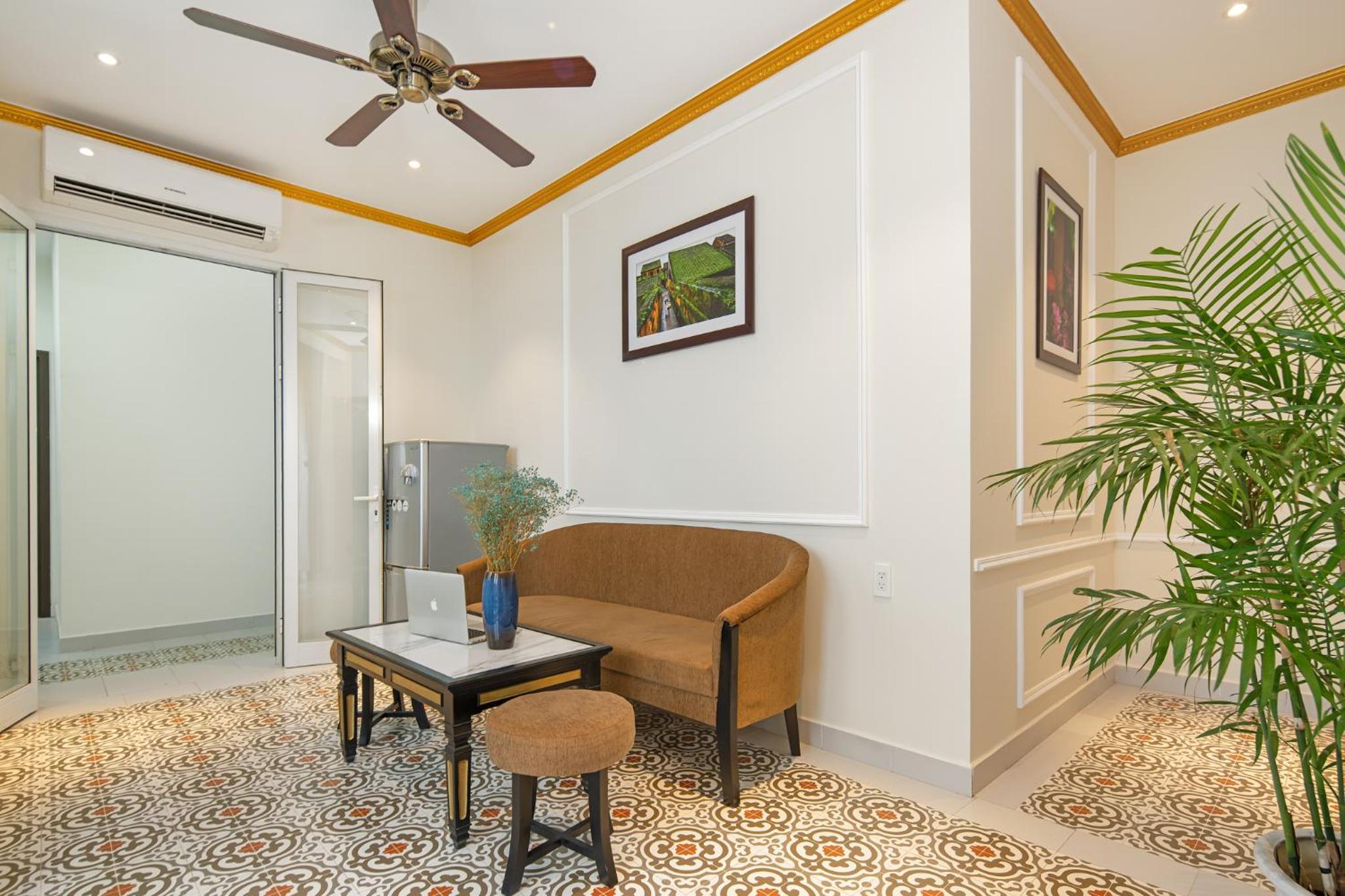 Two - Bedrooms Apartment - Photo 3