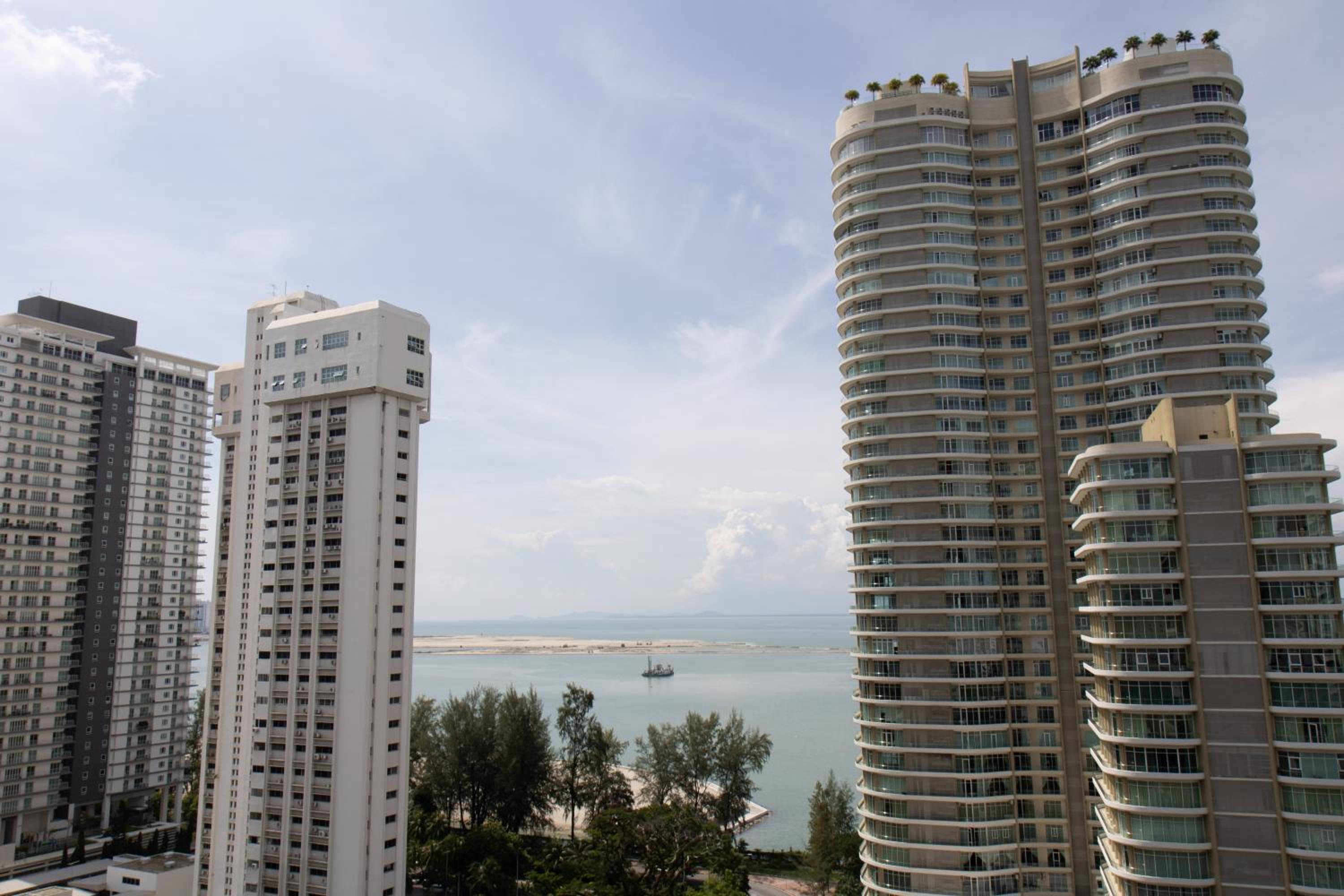 Apartment with Sea View - Photo 2