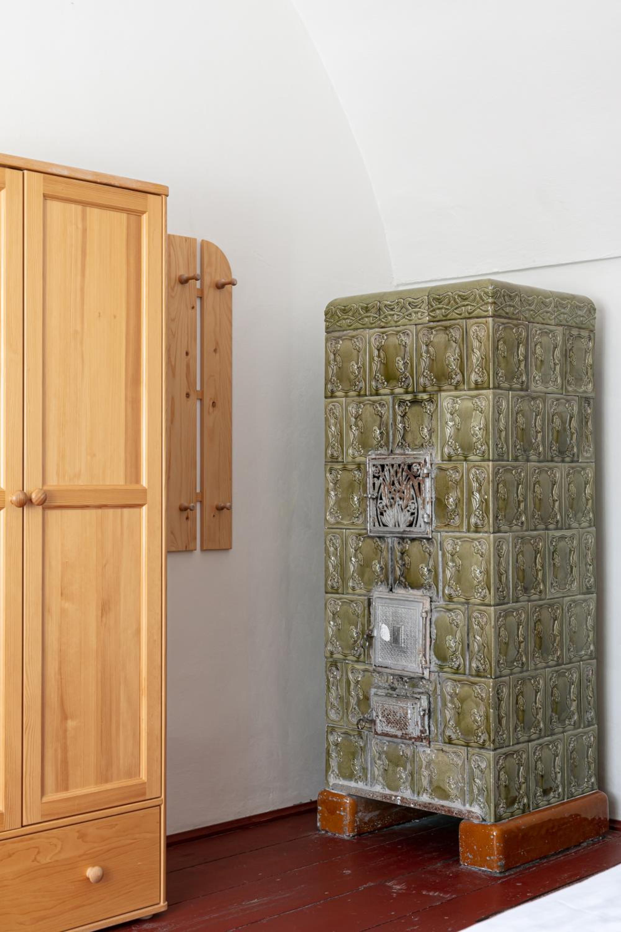 Twin Room with Shared Bathroom