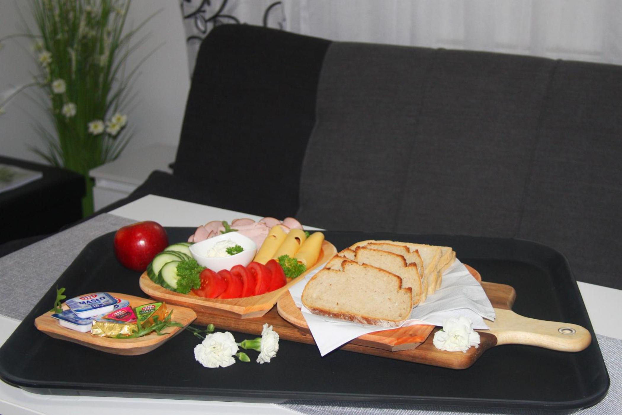 Apartment with Terrace - Photo 4