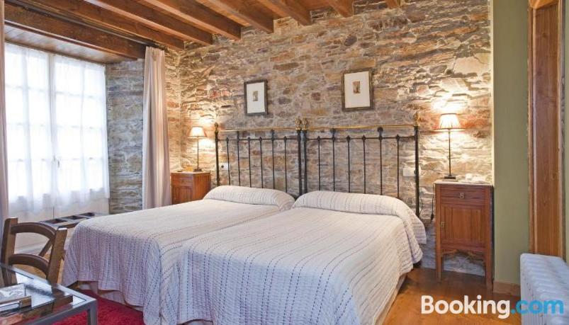Double or Twin Room photo 3